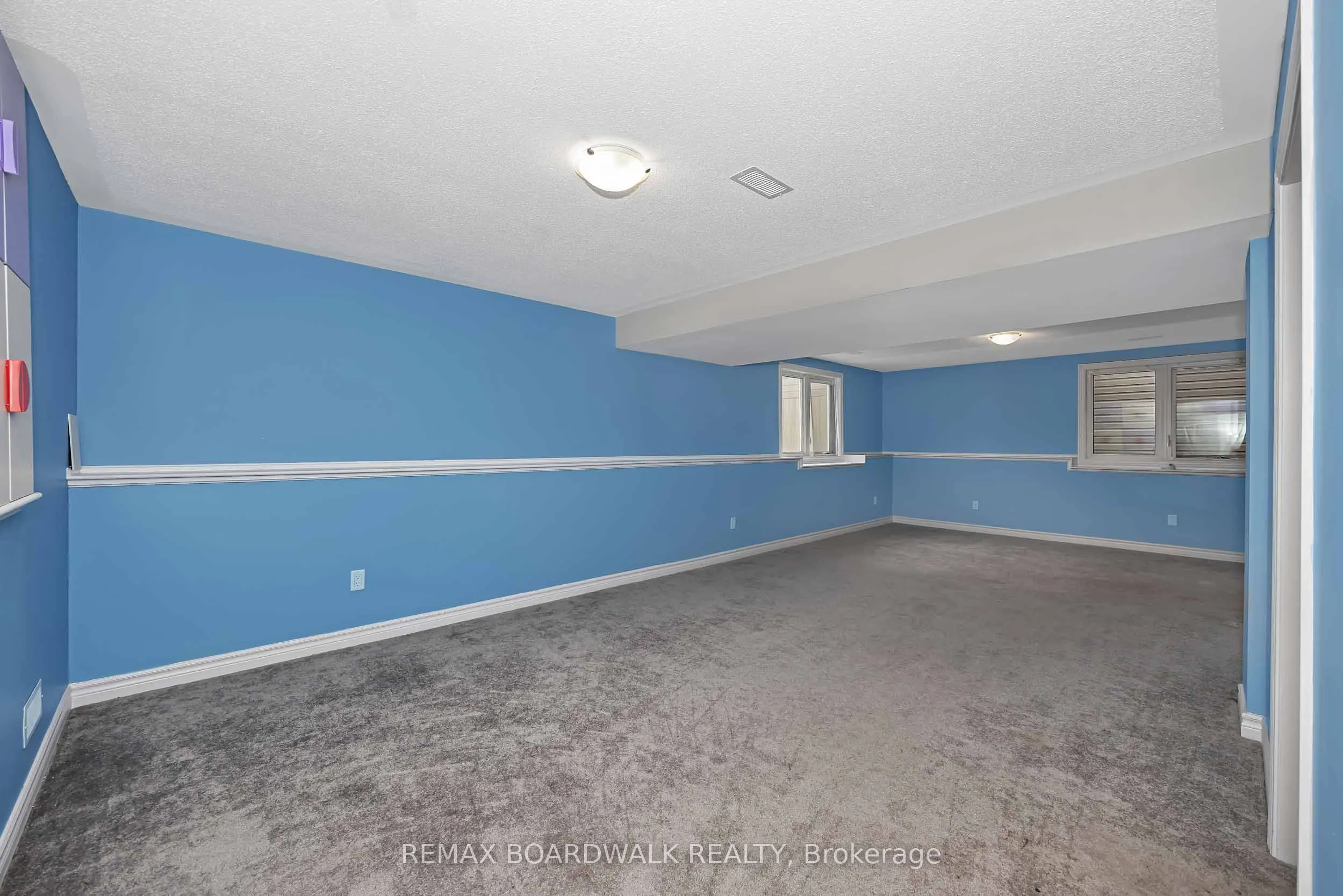 648 Decoeur Drive