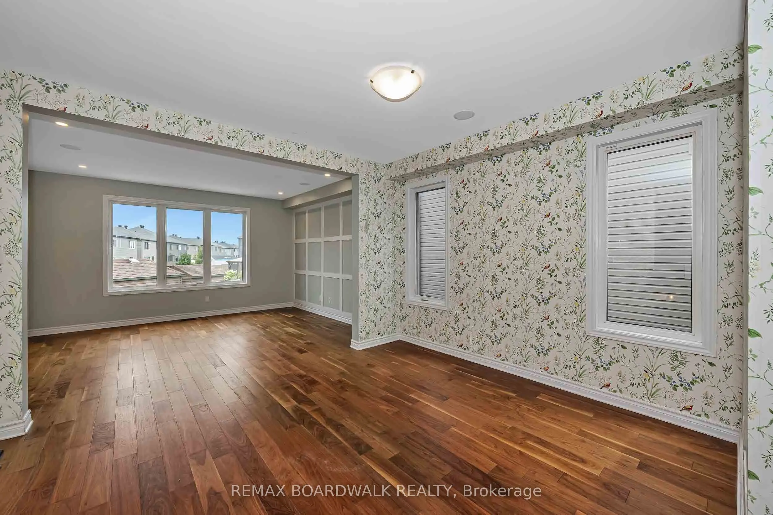 648 Decoeur Drive