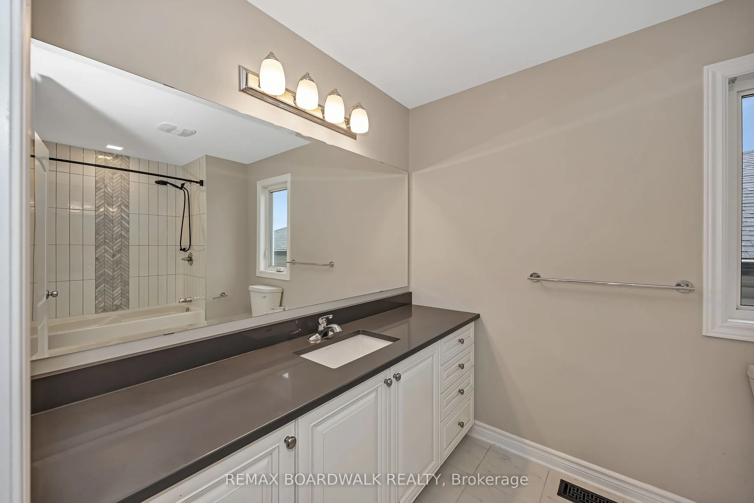 648 Decoeur Drive