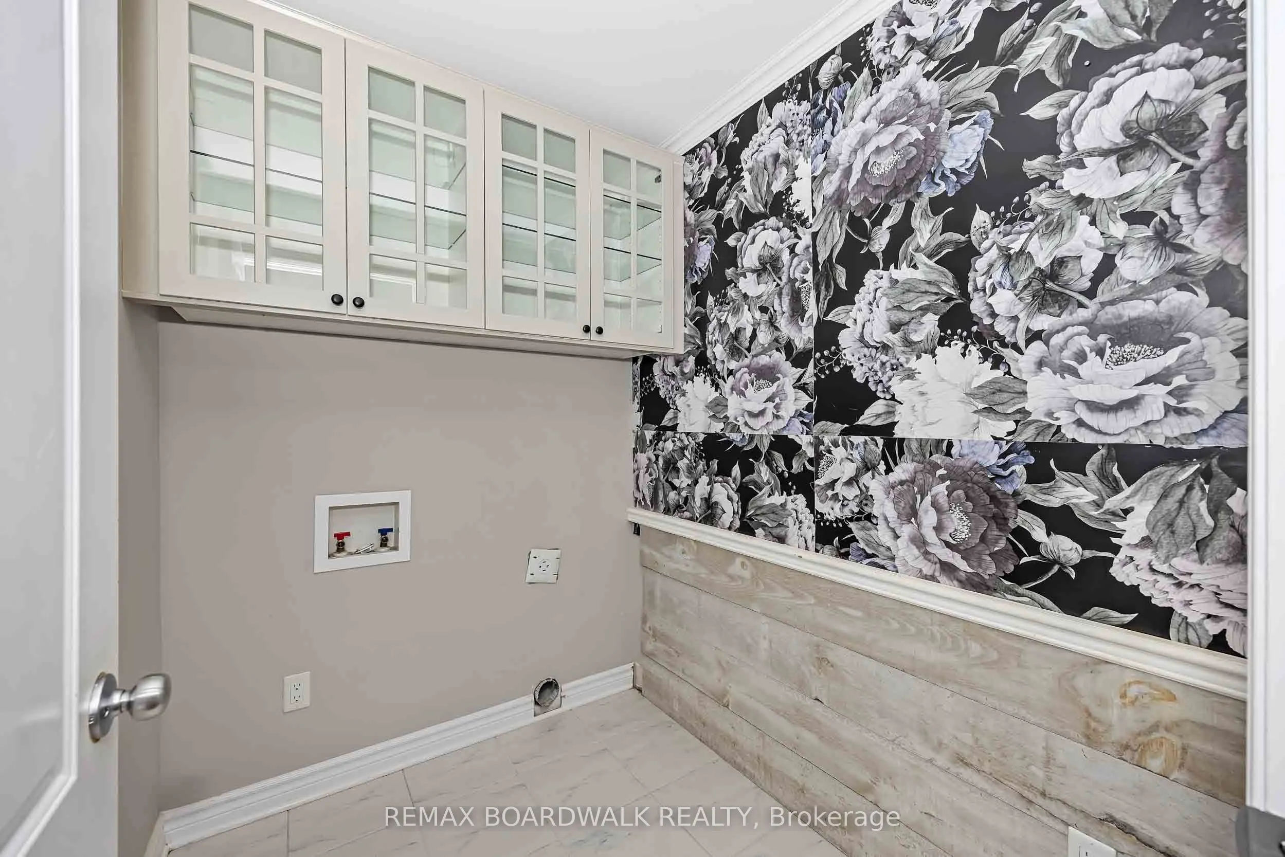 648 Decoeur Drive