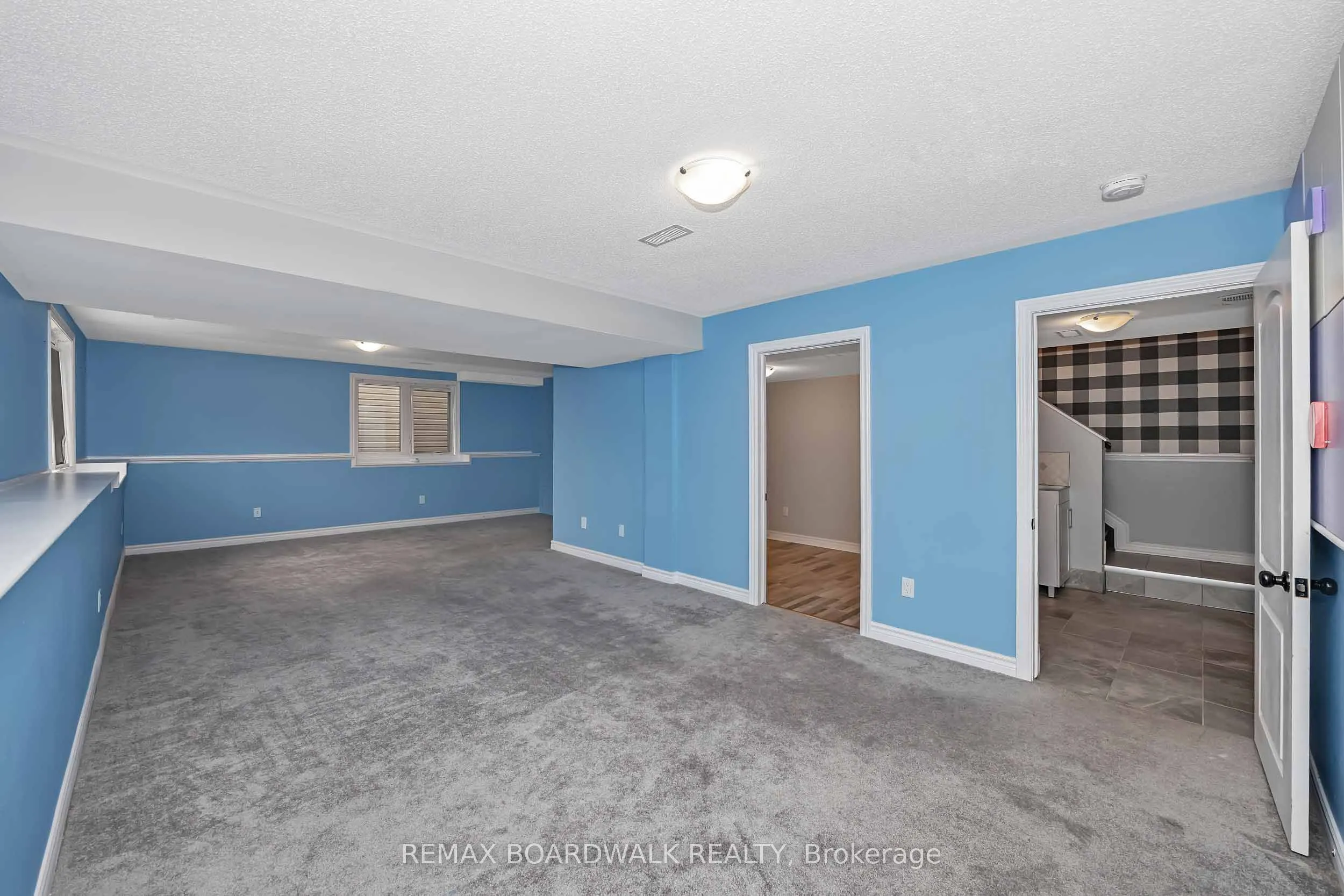 648 Decoeur Drive