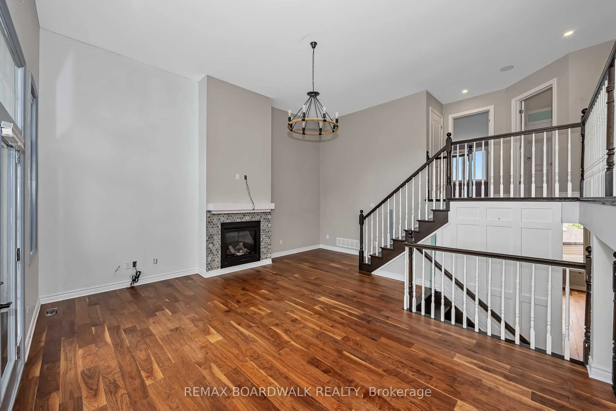 648 Decoeur Drive