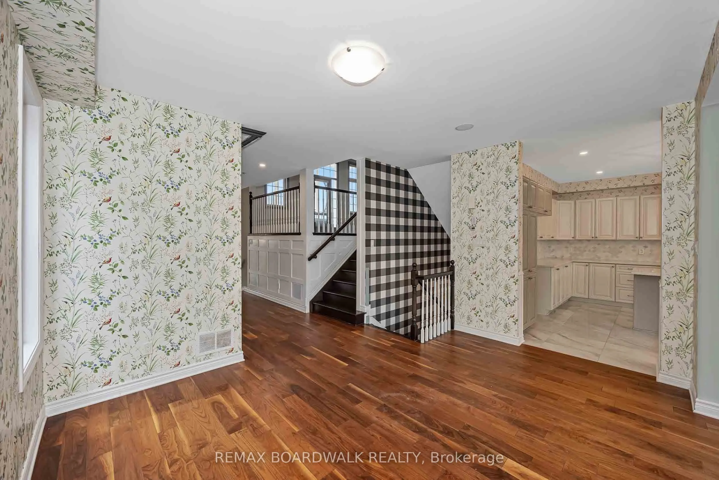 648 Decoeur Drive