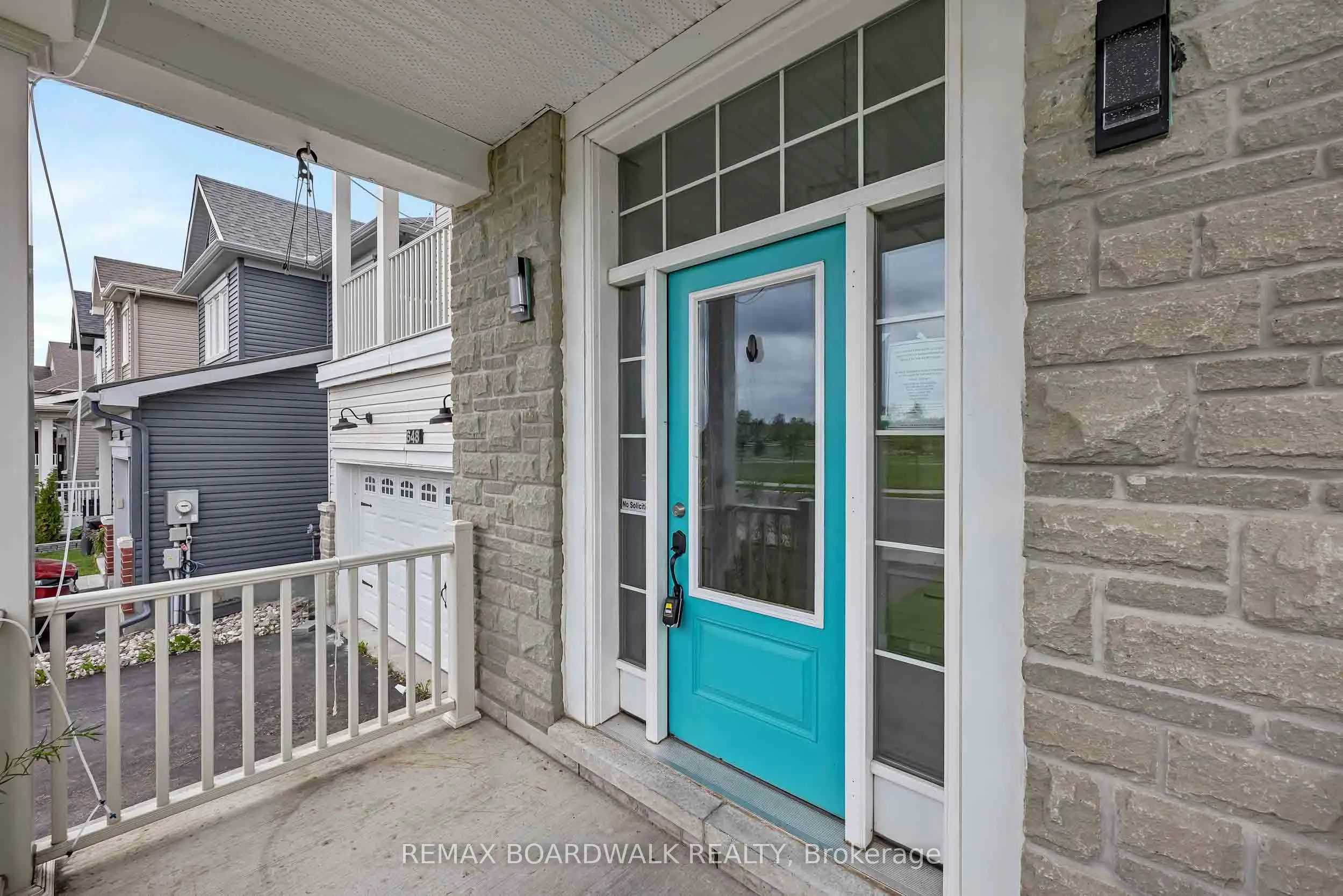 648 Decoeur Drive