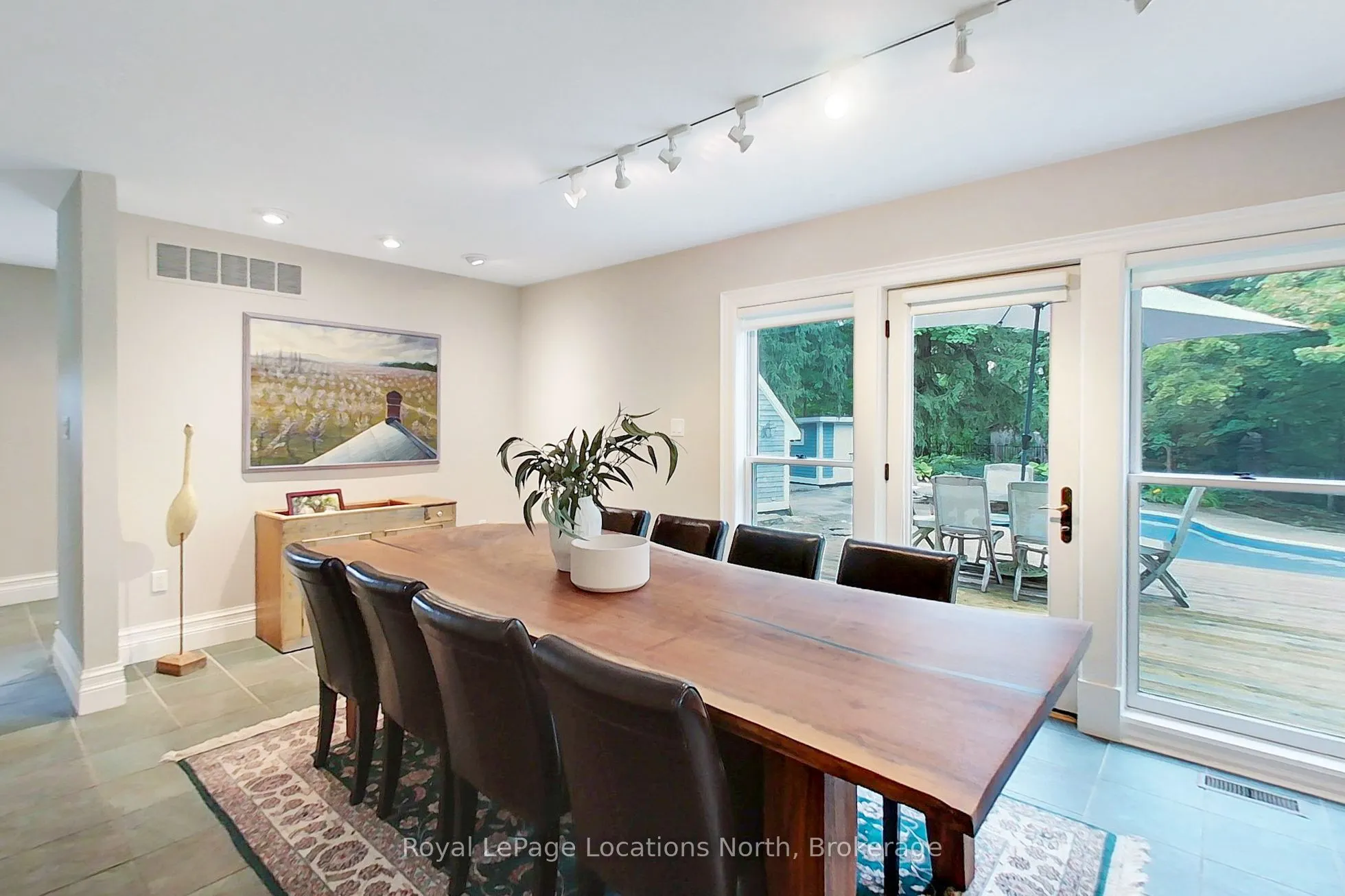 40 Alice Street E