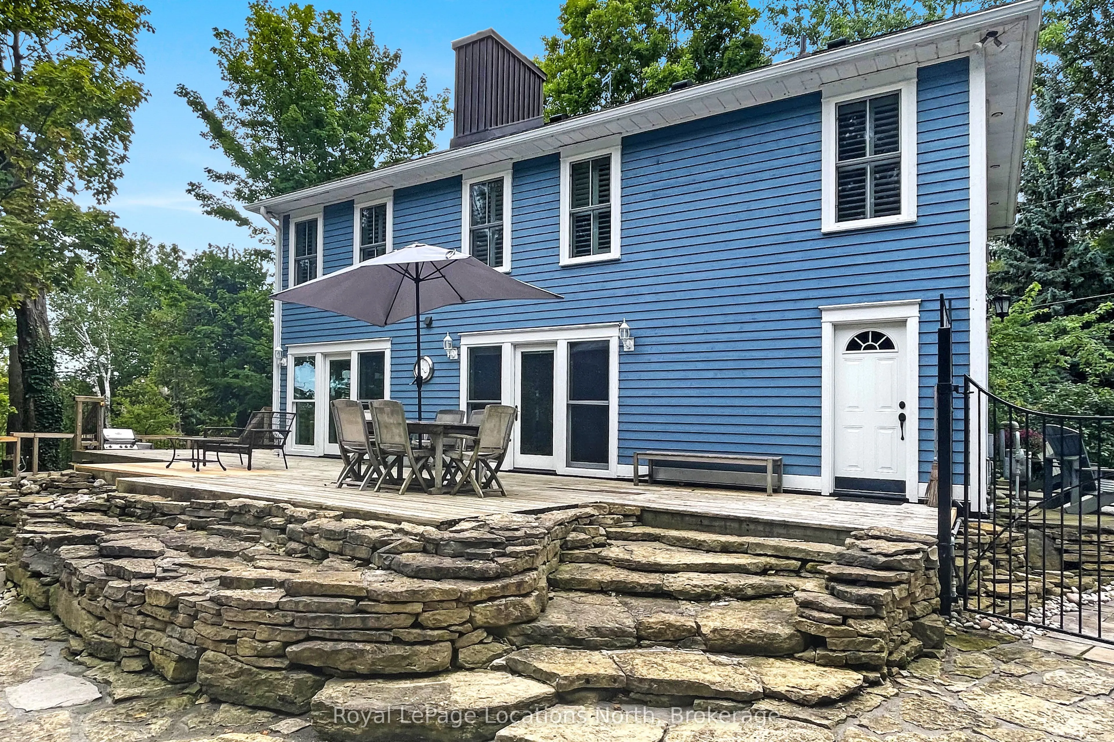 40 Alice Street E