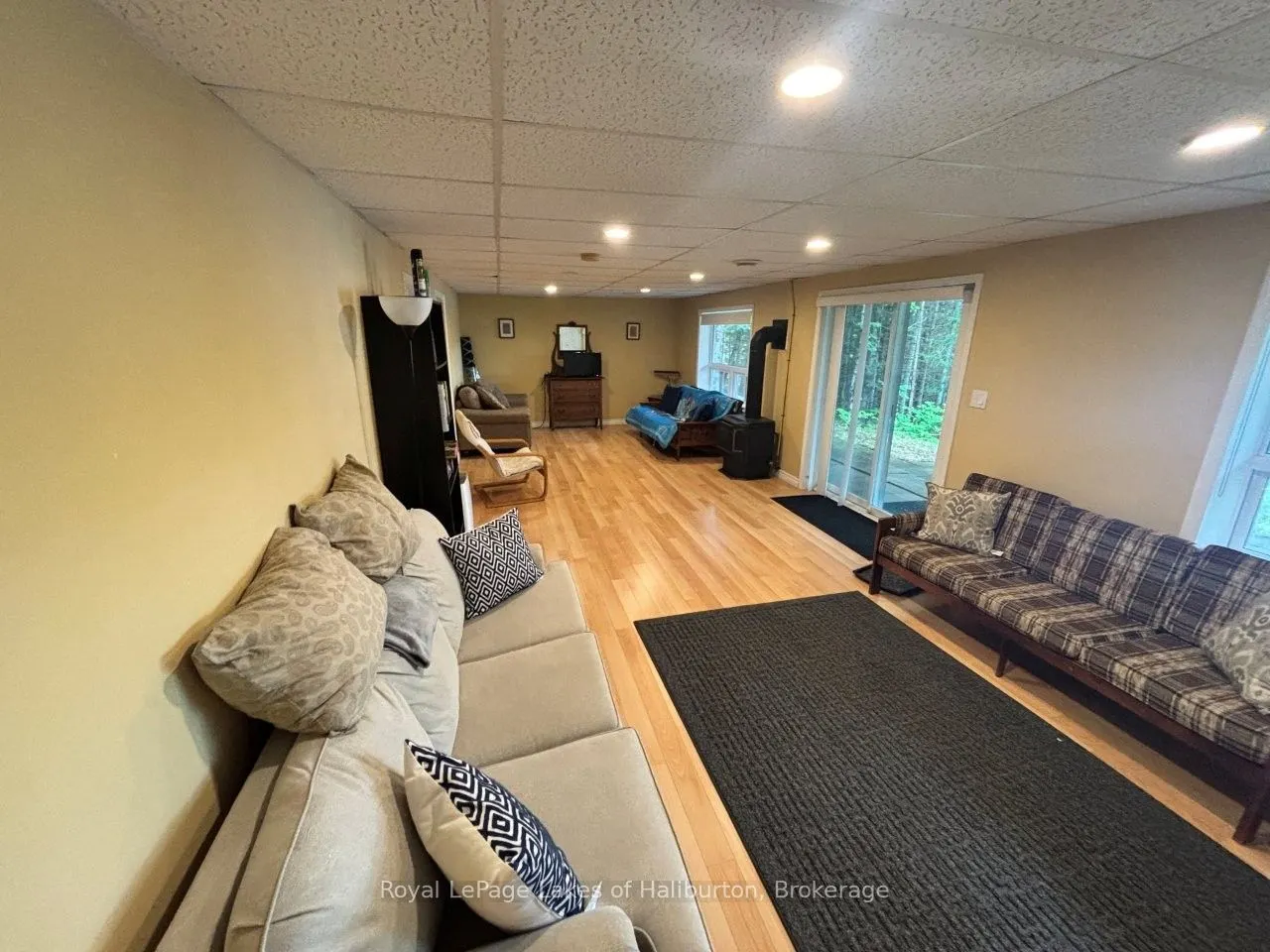 1214 Hubbard & Montgomery Lane