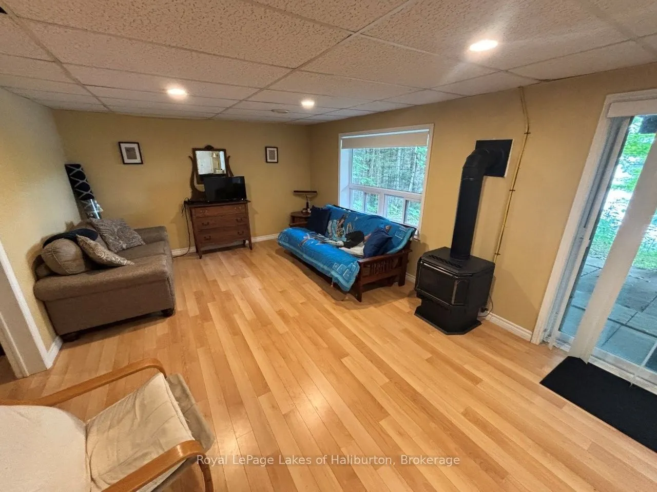1214 Hubbard & Montgomery Lane