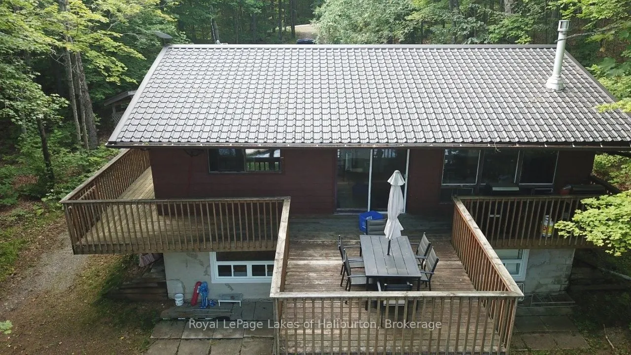 1214 Hubbard & Montgomery Lane