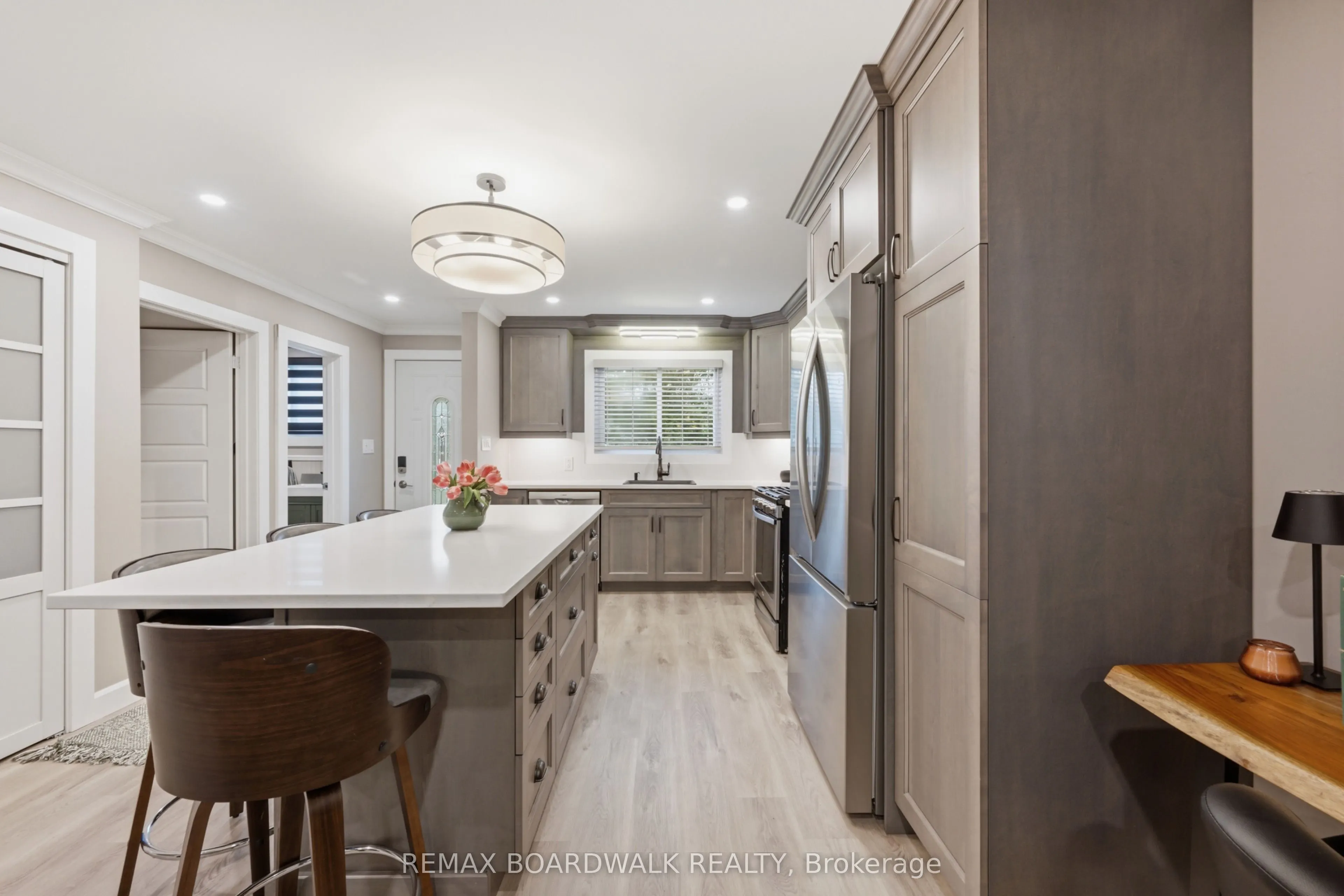 11 Maple Avenue