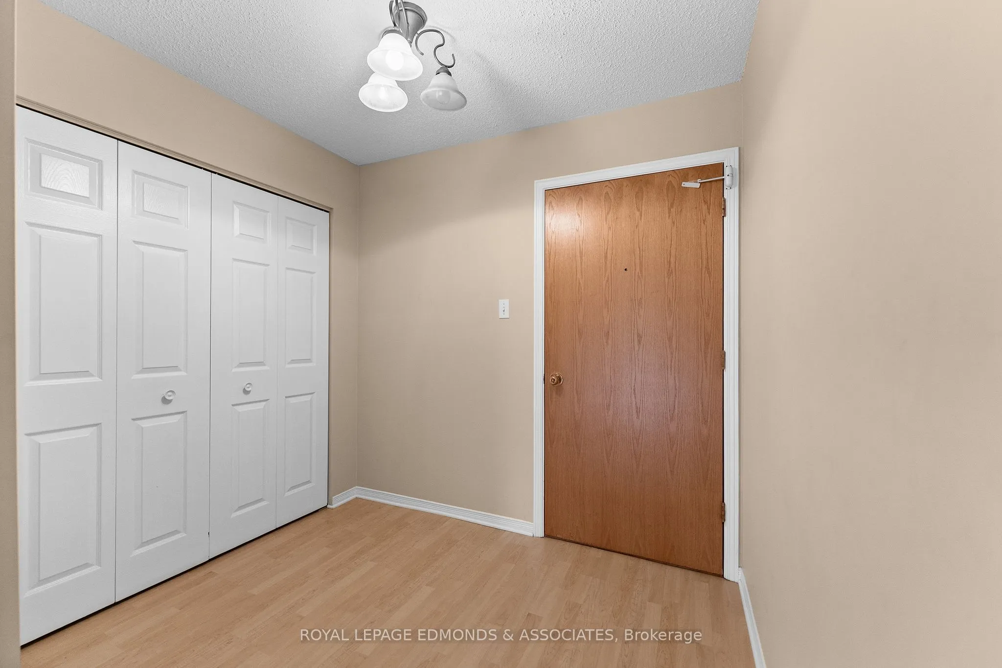 1 Crandall Street #212