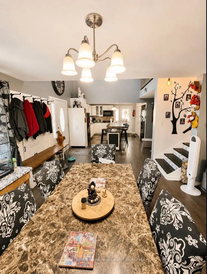 1630 Musclow Greenview Road