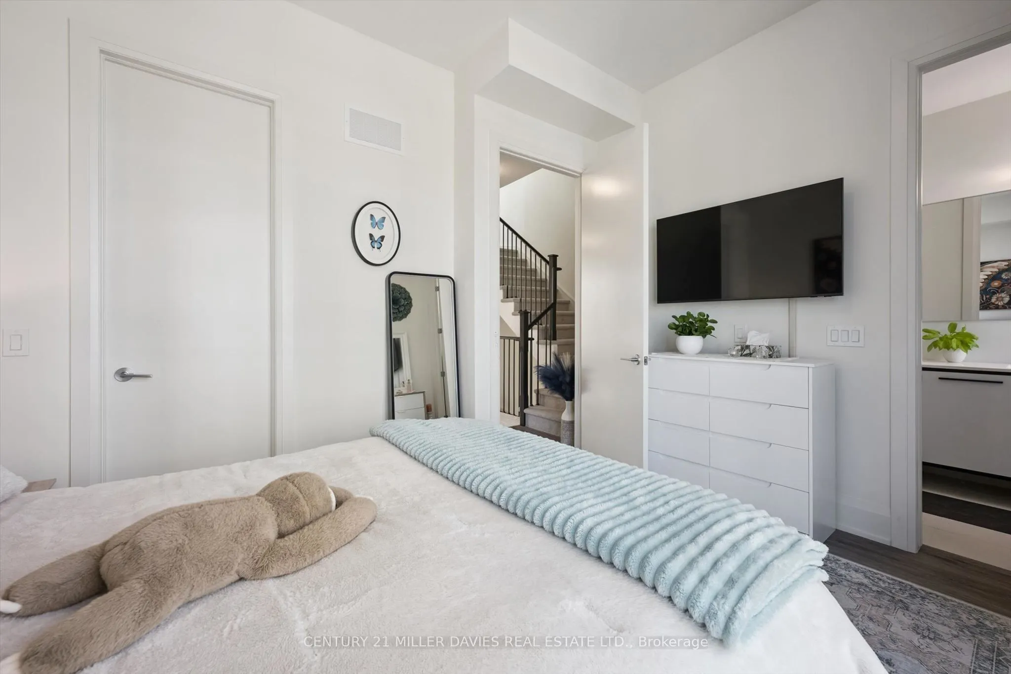 80 Windward Drive #14