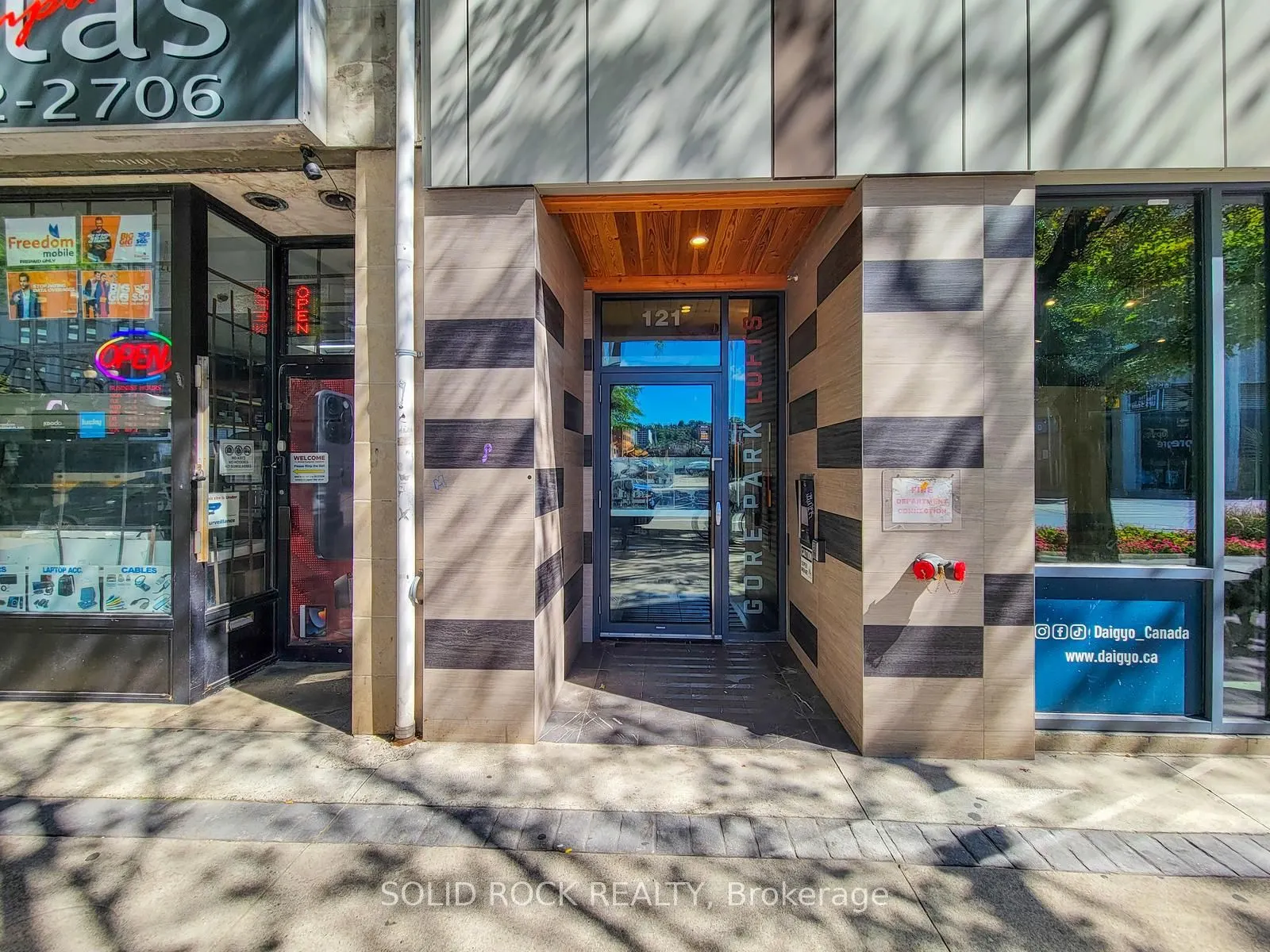 121 King Street E #101