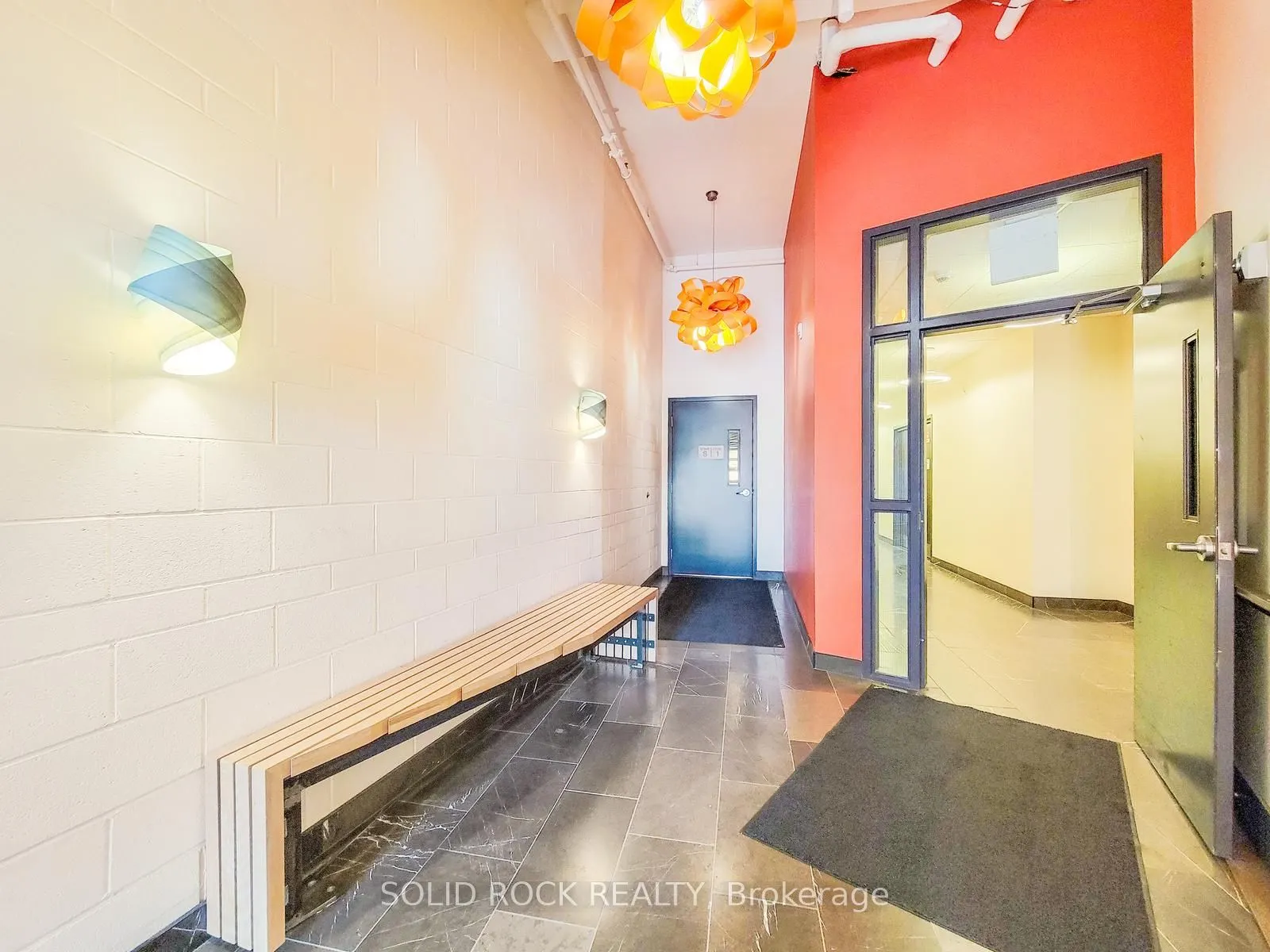 121 King Street E #101