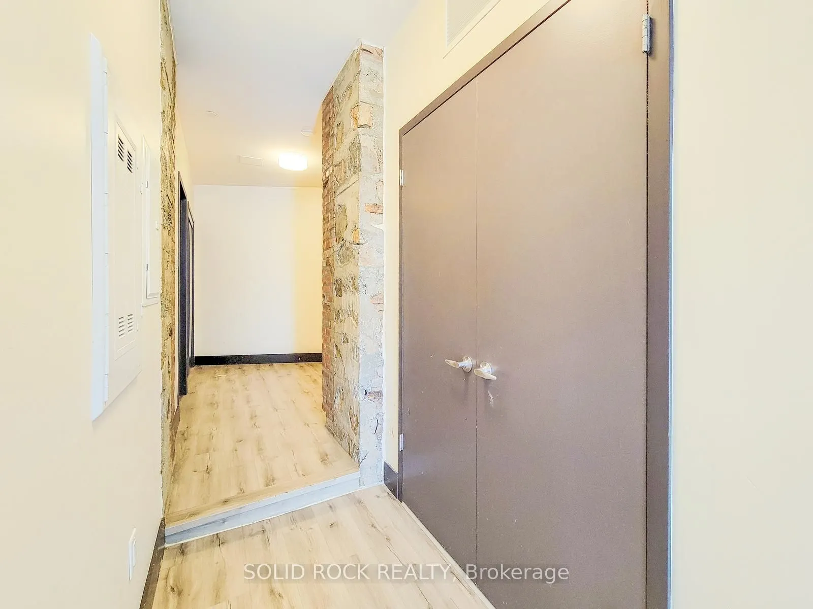 121 King Street E #101