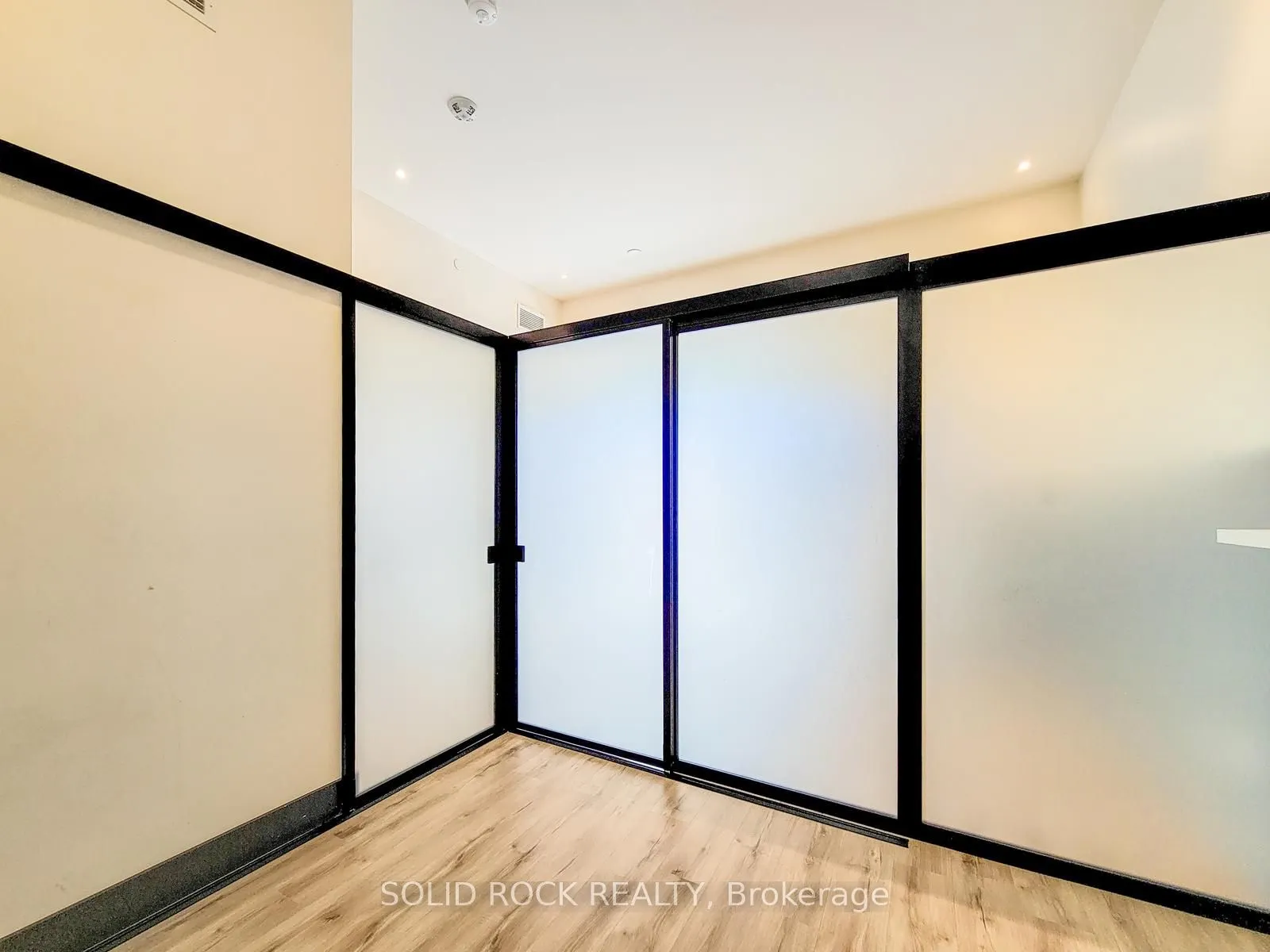 121 King Street E #101