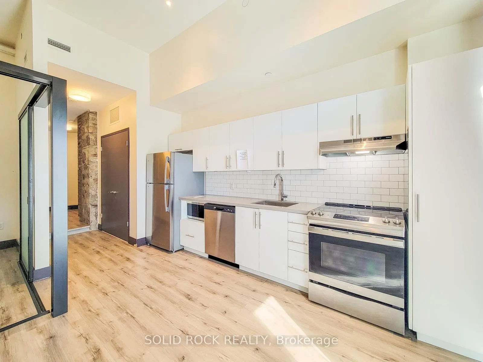 121 King Street E #101