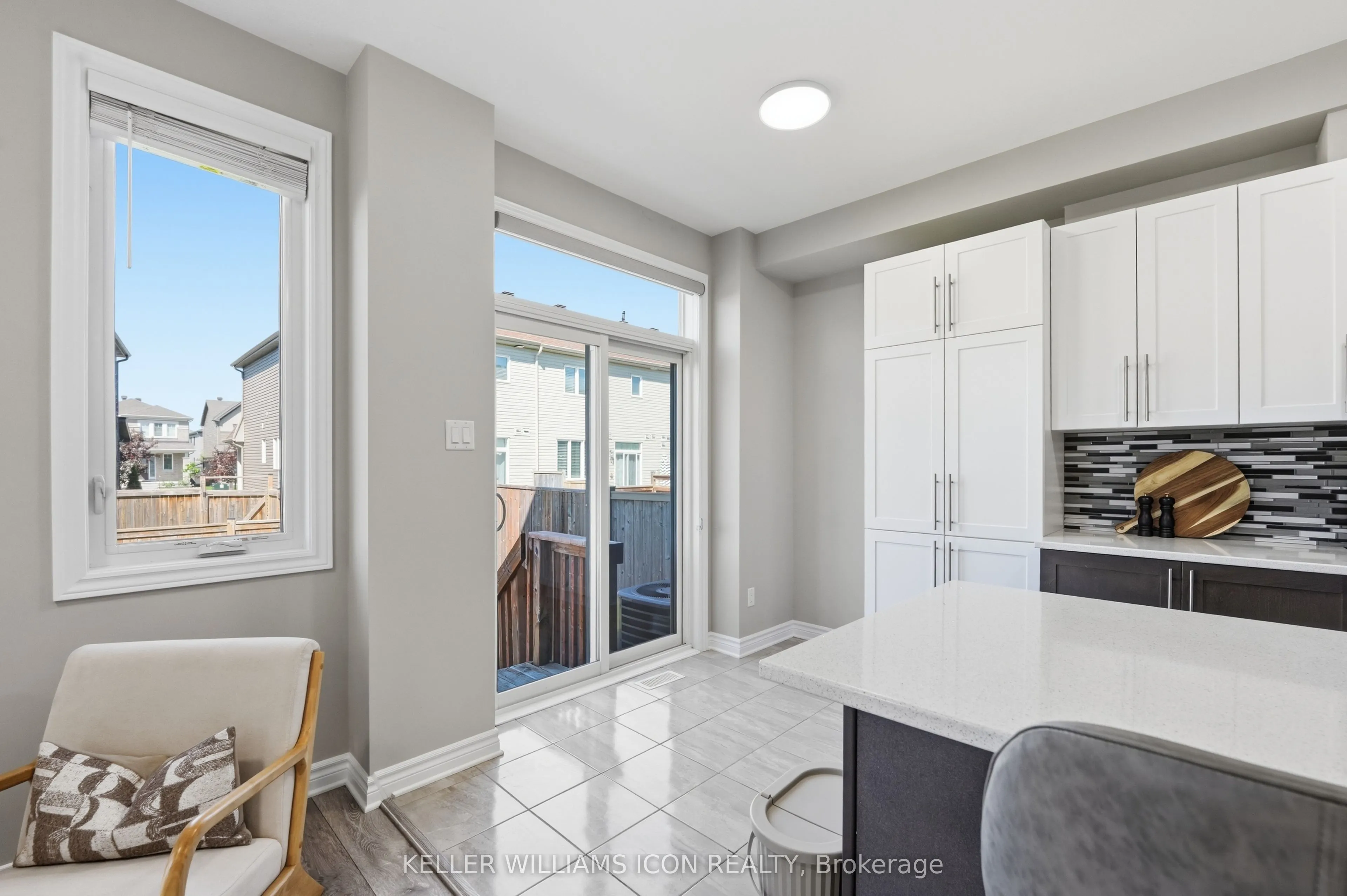 235 Bandelier Way