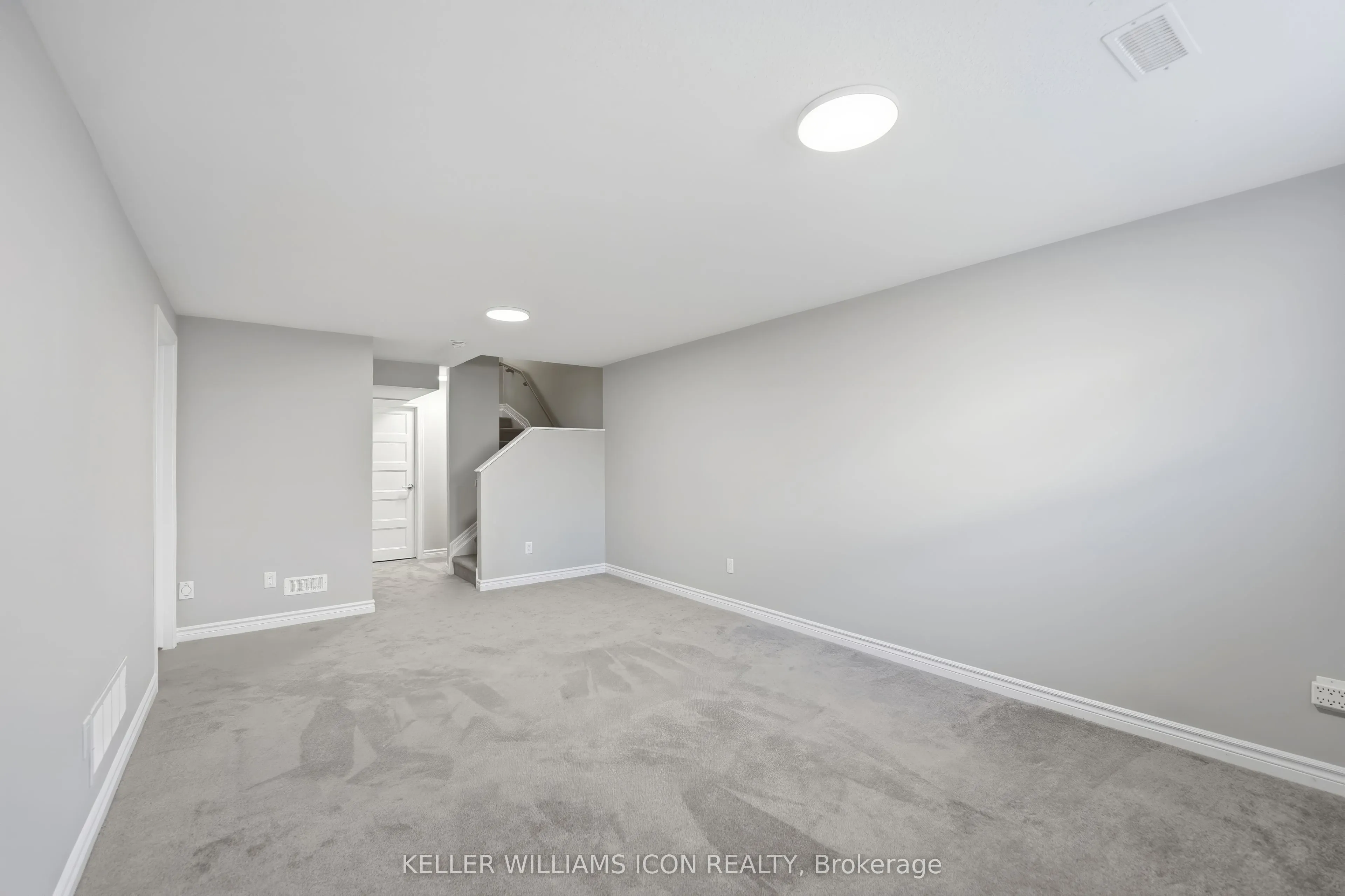 235 Bandelier Way