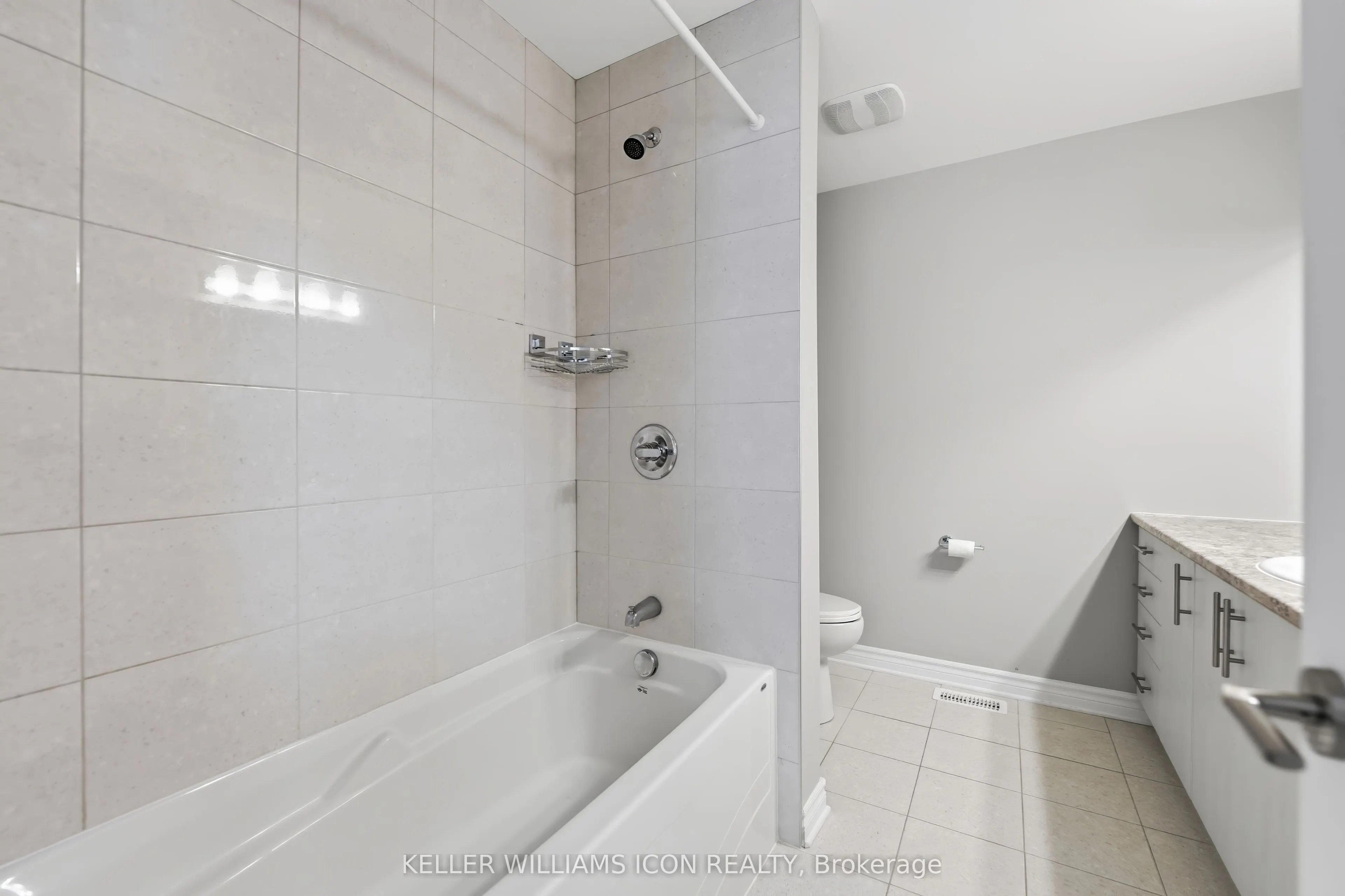 235 Bandelier Way
