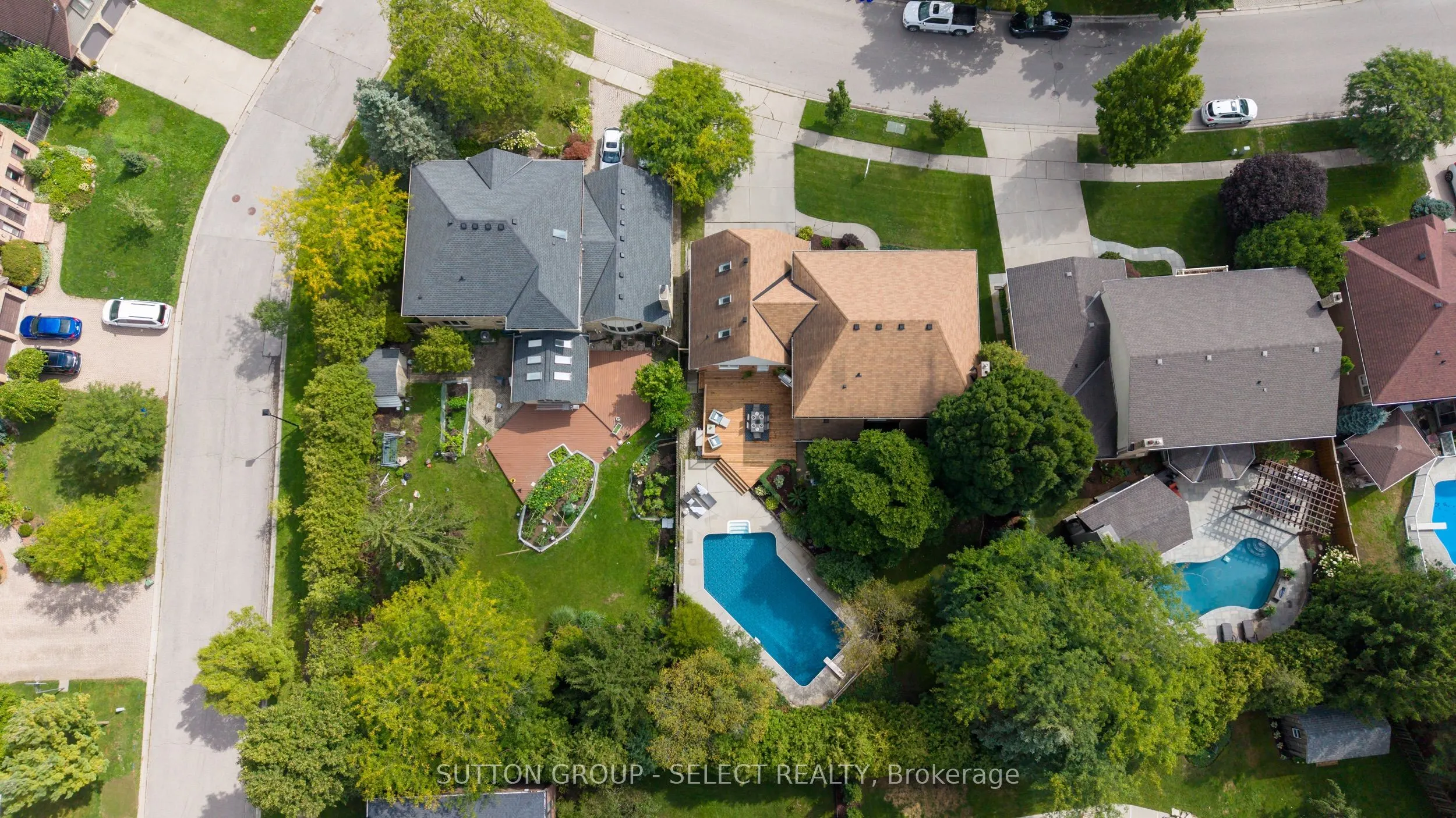 1316 Corley Drive N