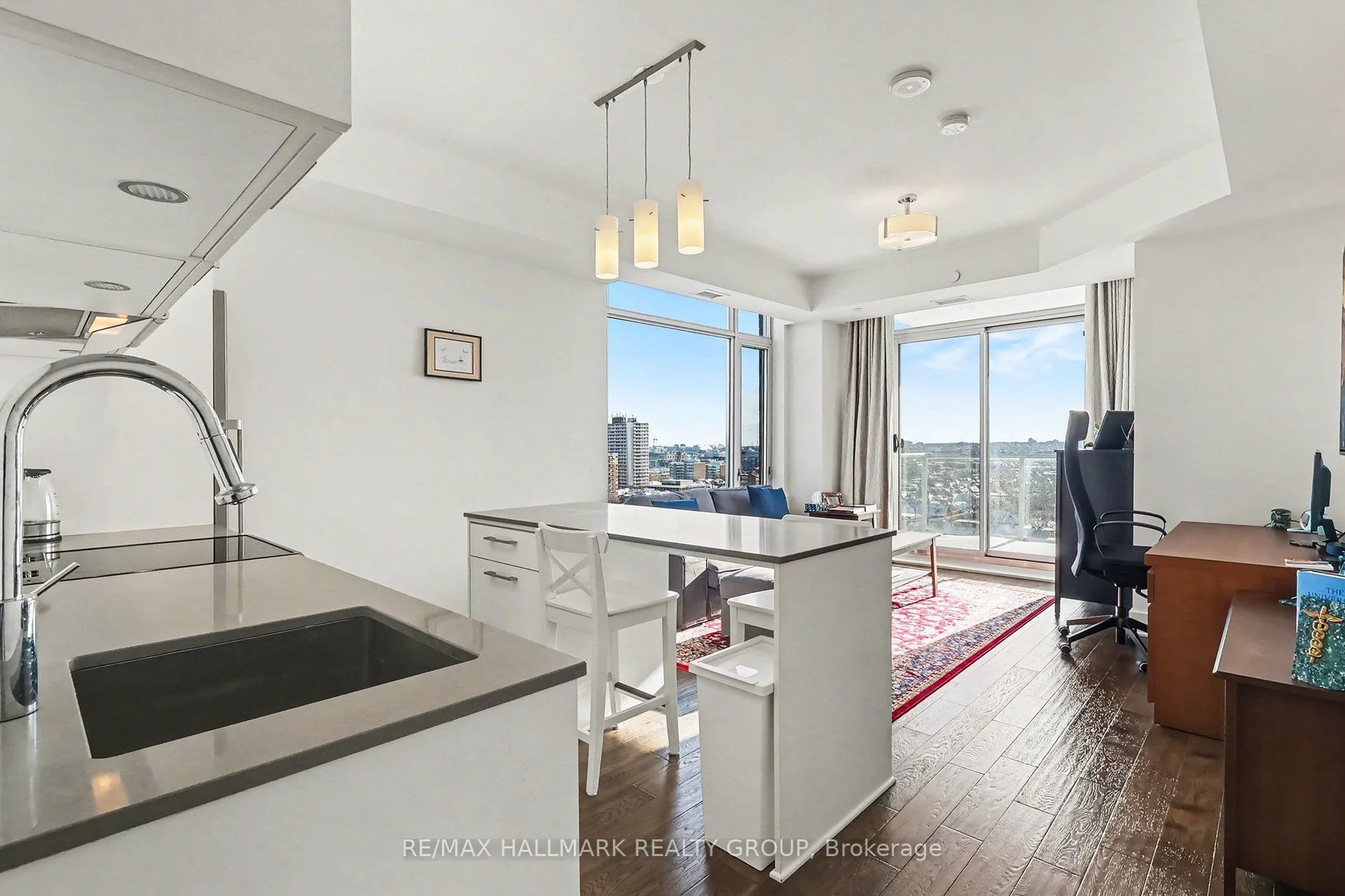 255 Bay Street #1412