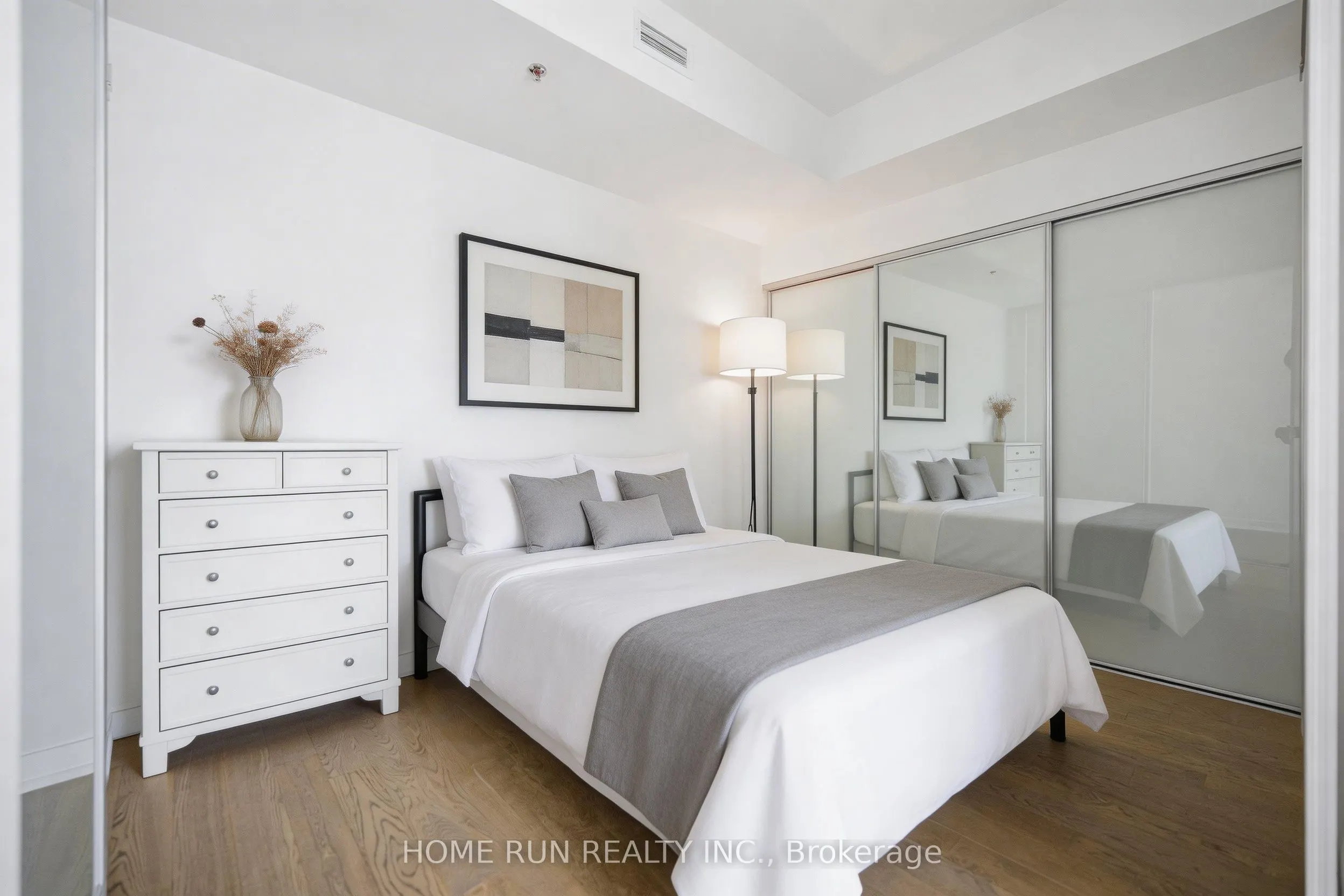 199 Slater Street #1007