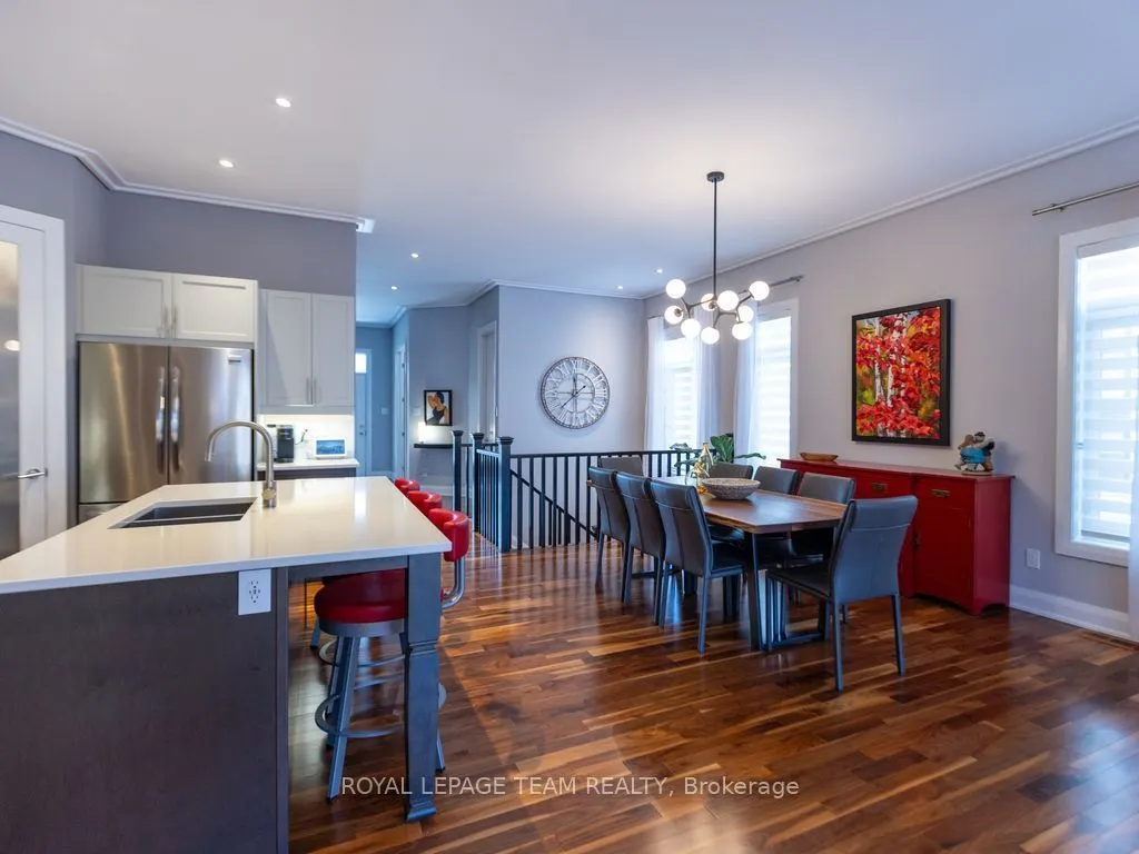 729 Carnelian Crescent