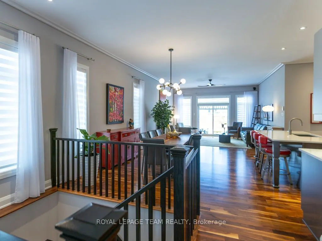 729 Carnelian Crescent