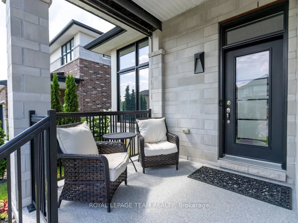 729 Carnelian Crescent