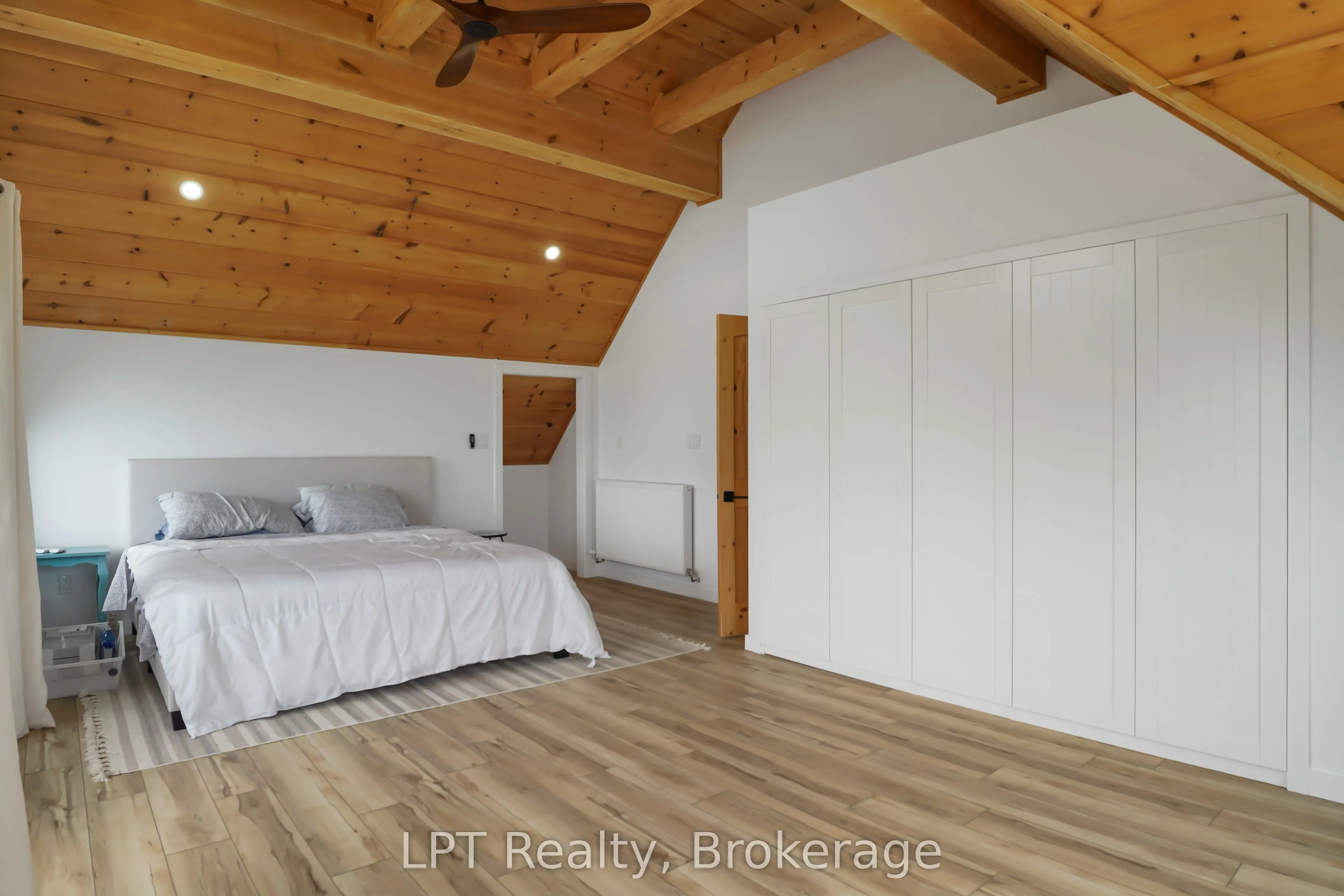 6 Spry Lake Road