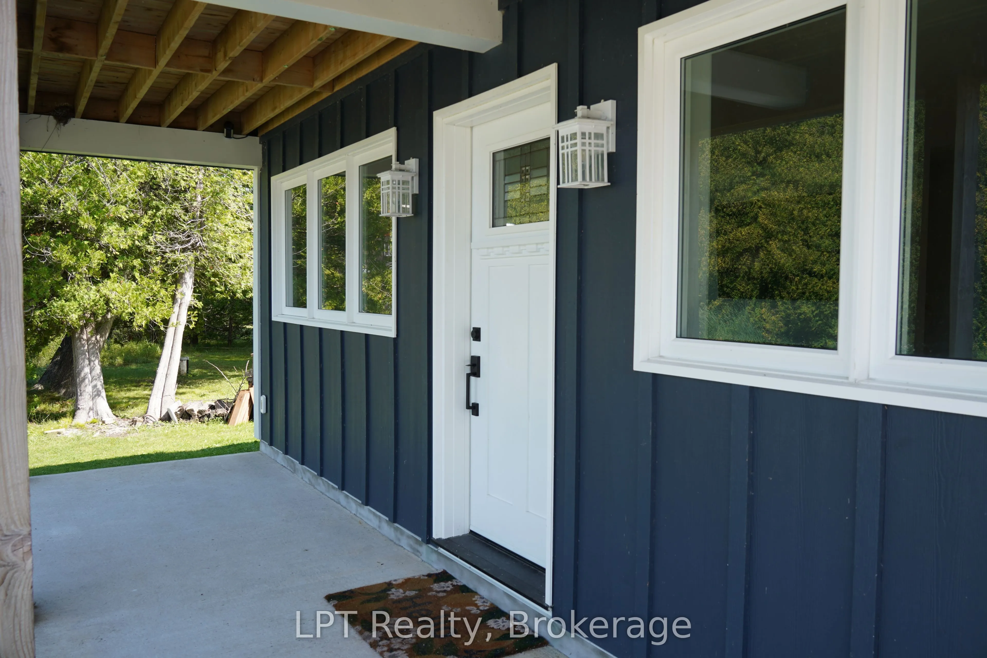 6 Spry Lake Road
