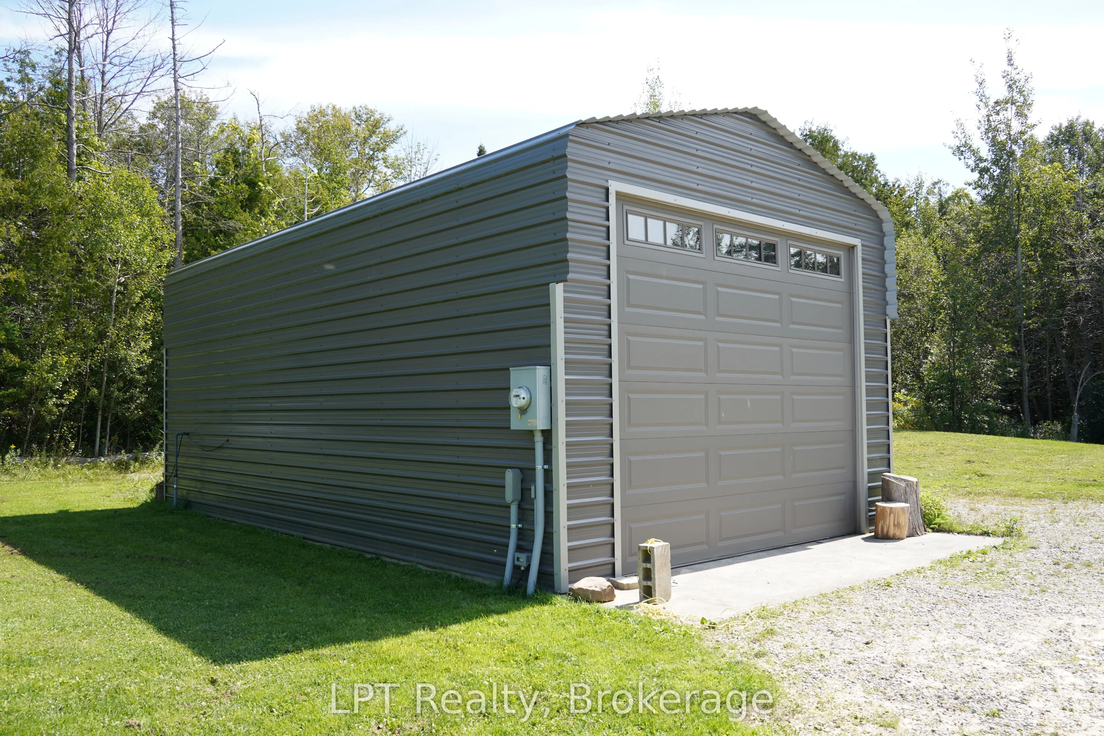 6 Spry Lake Road