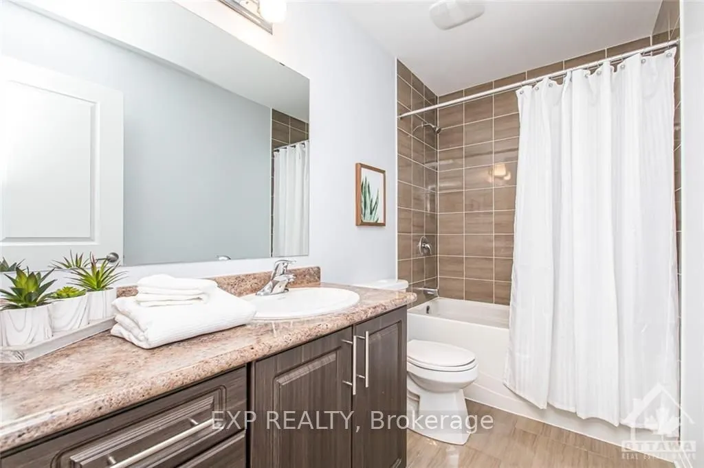 444 VIA VERONA Avenue #B