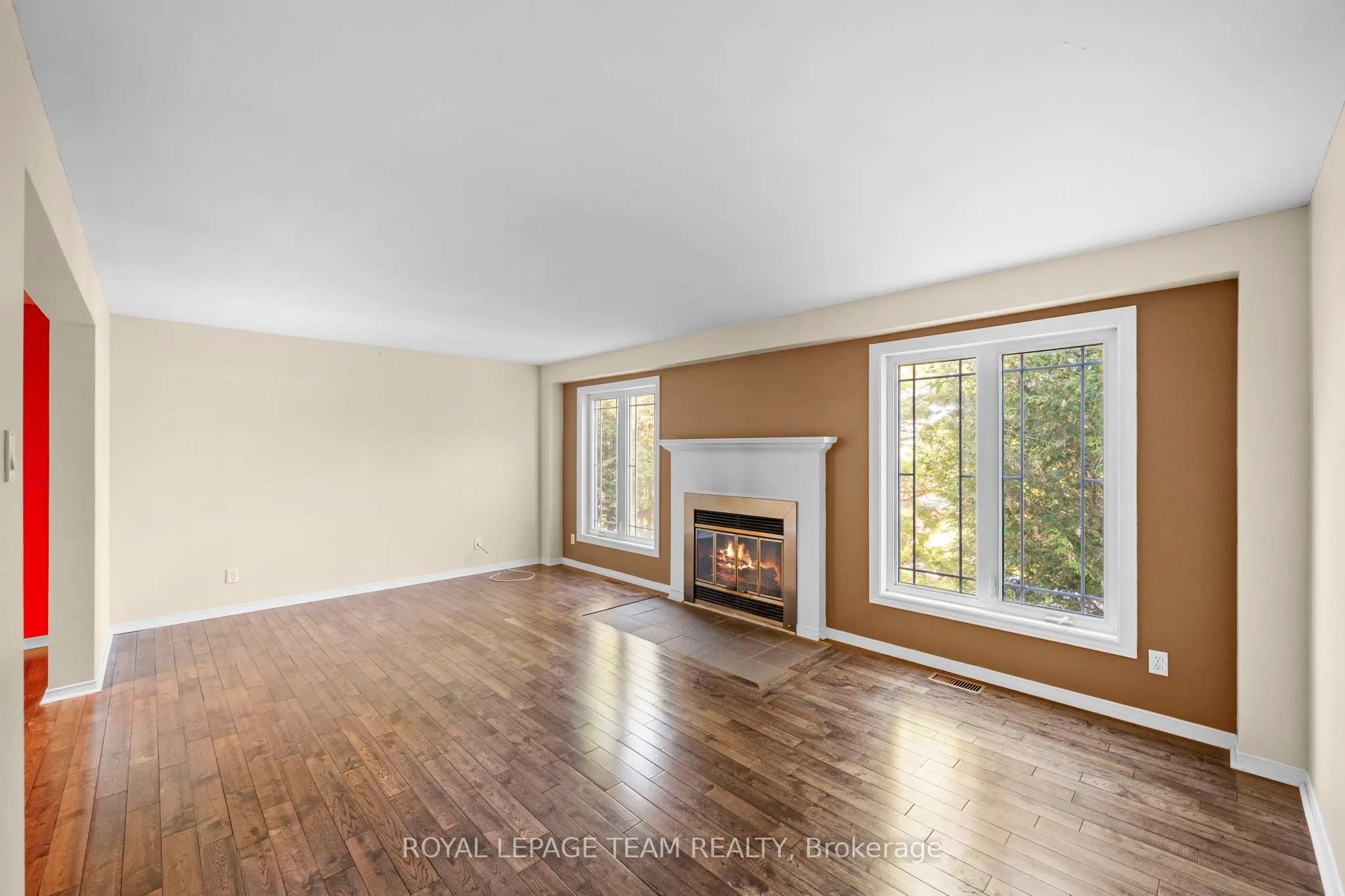 8 Mannington Court
