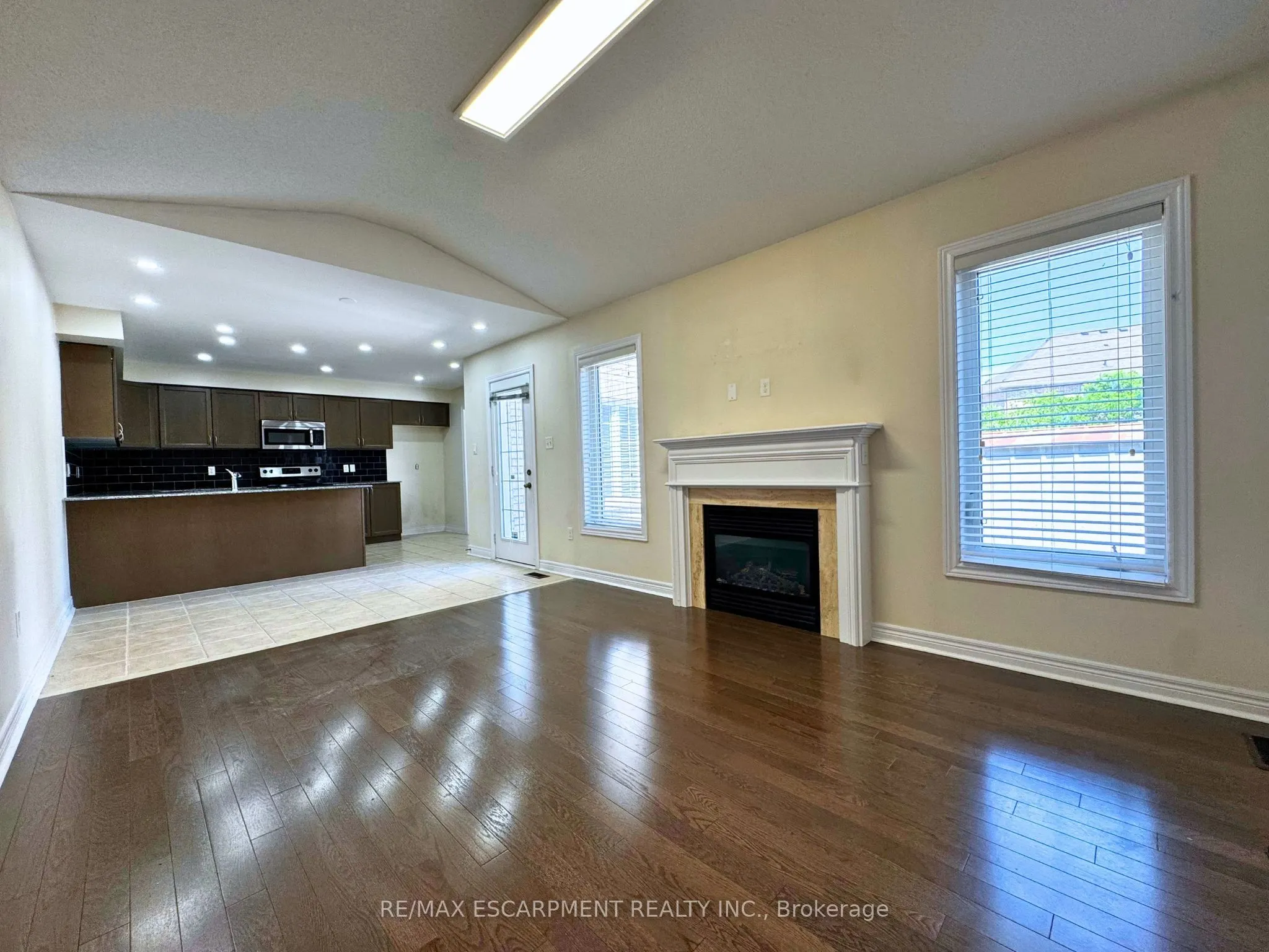11 Keith Crescent