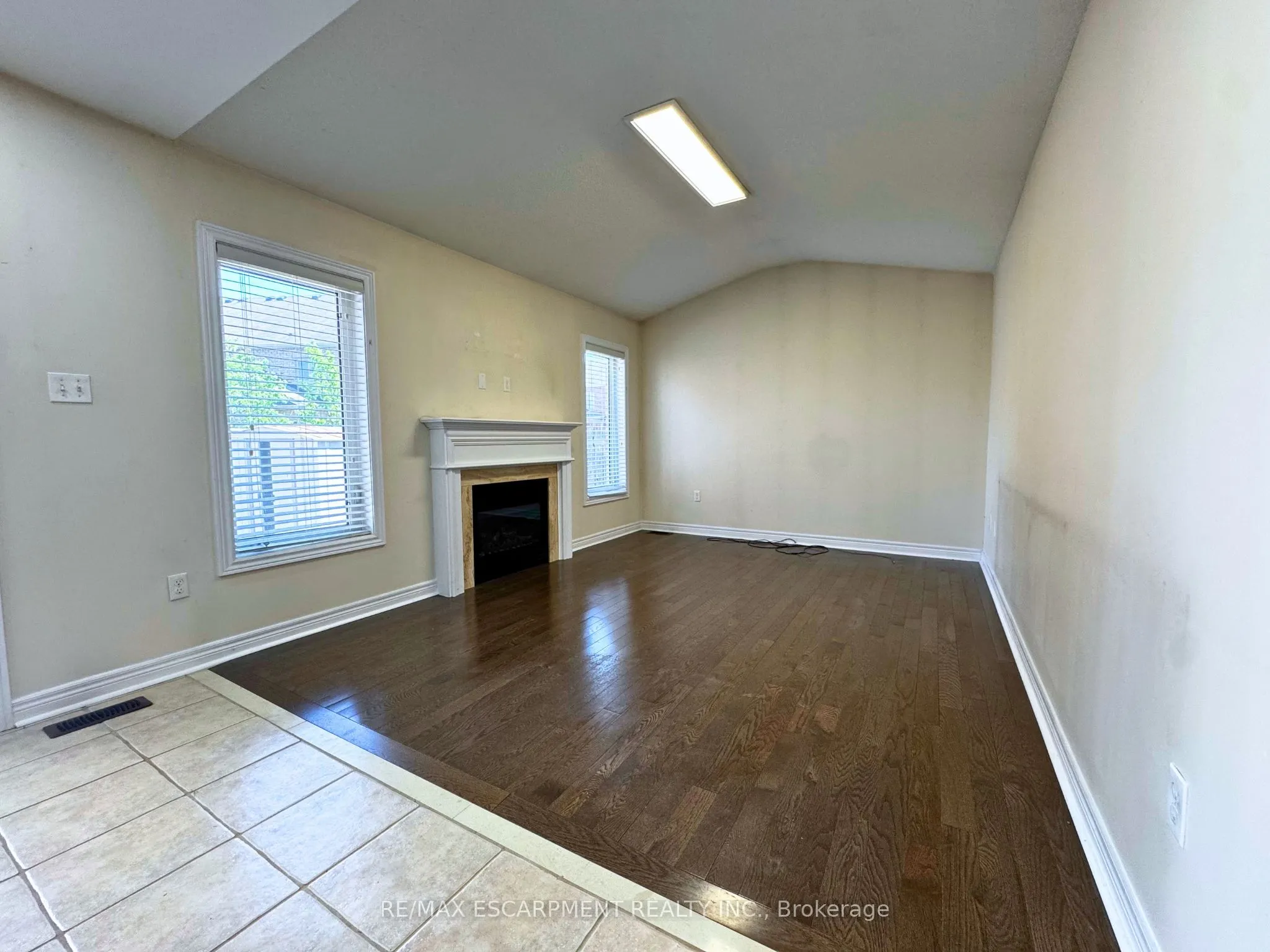 11 Keith Crescent
