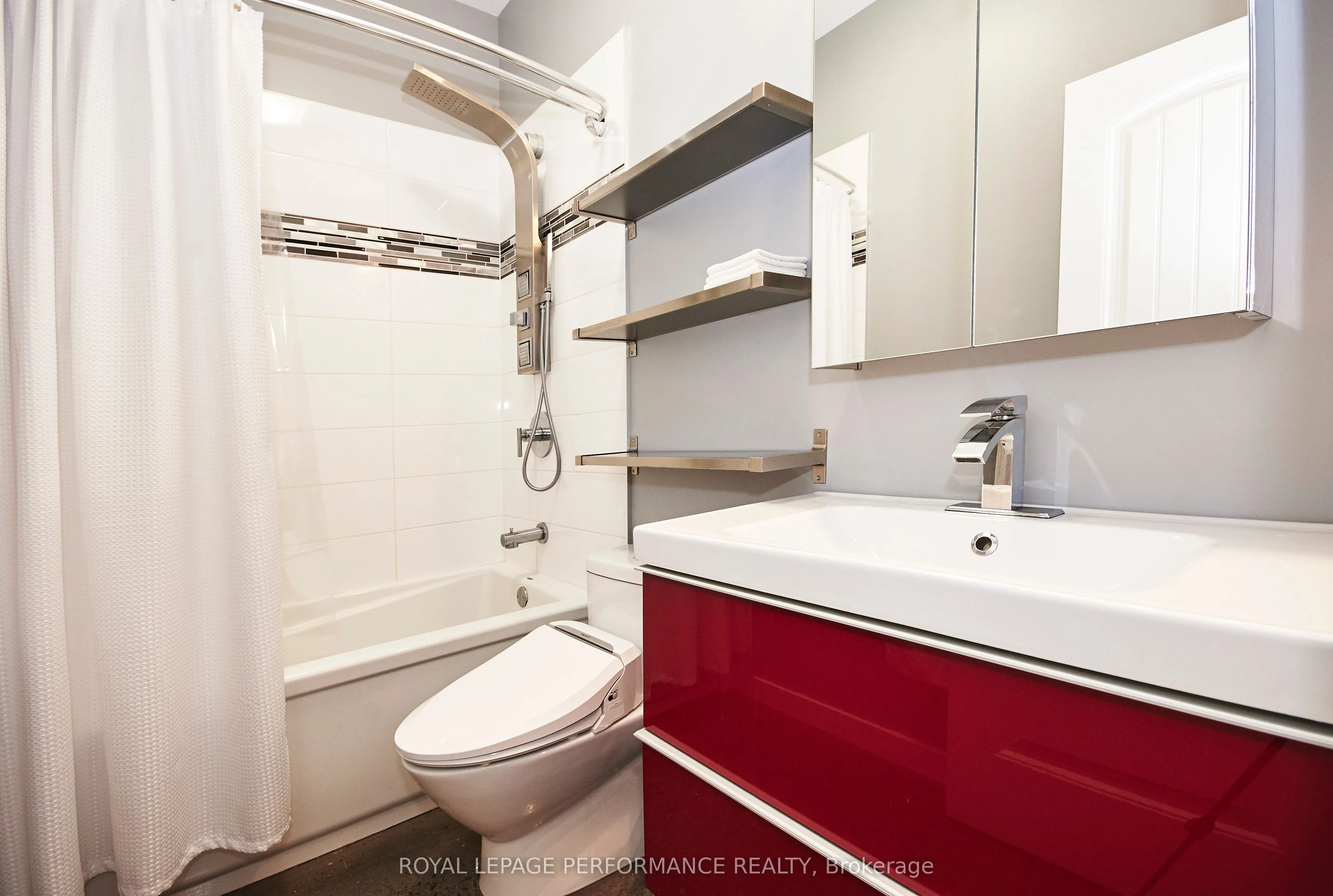 82 Third Avenue #Unit B