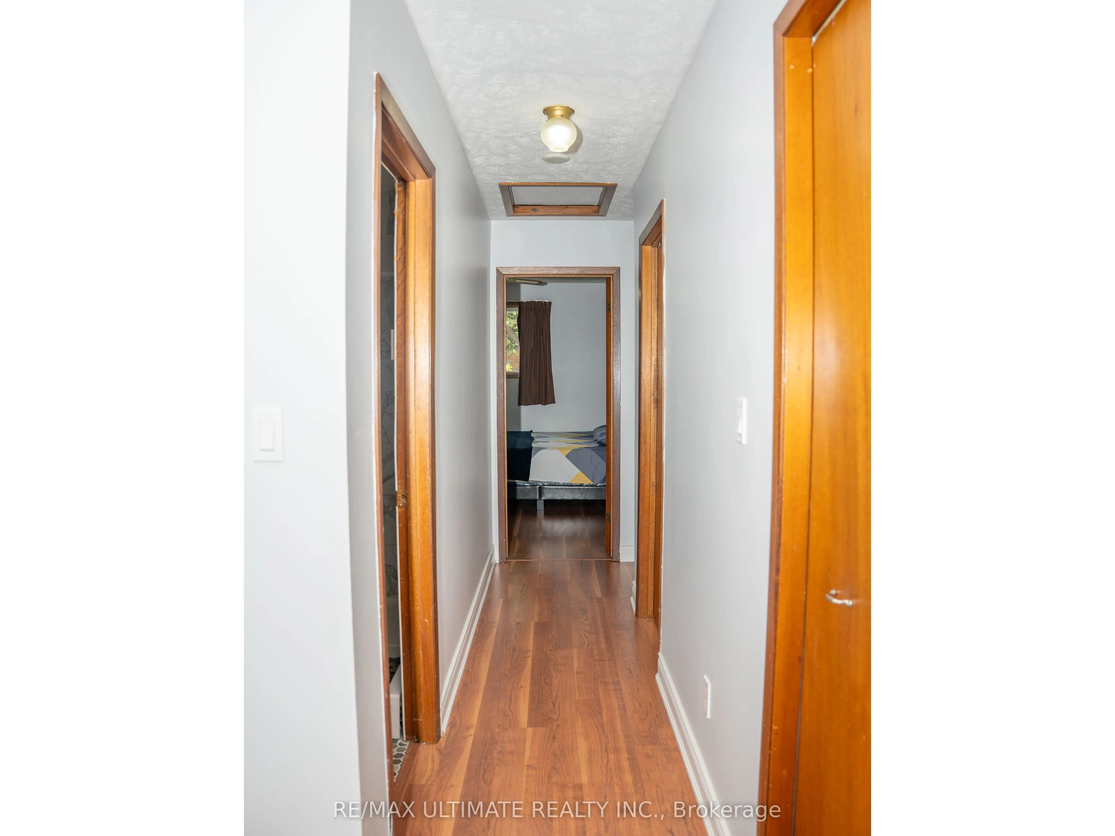 1139 15th Street E #B