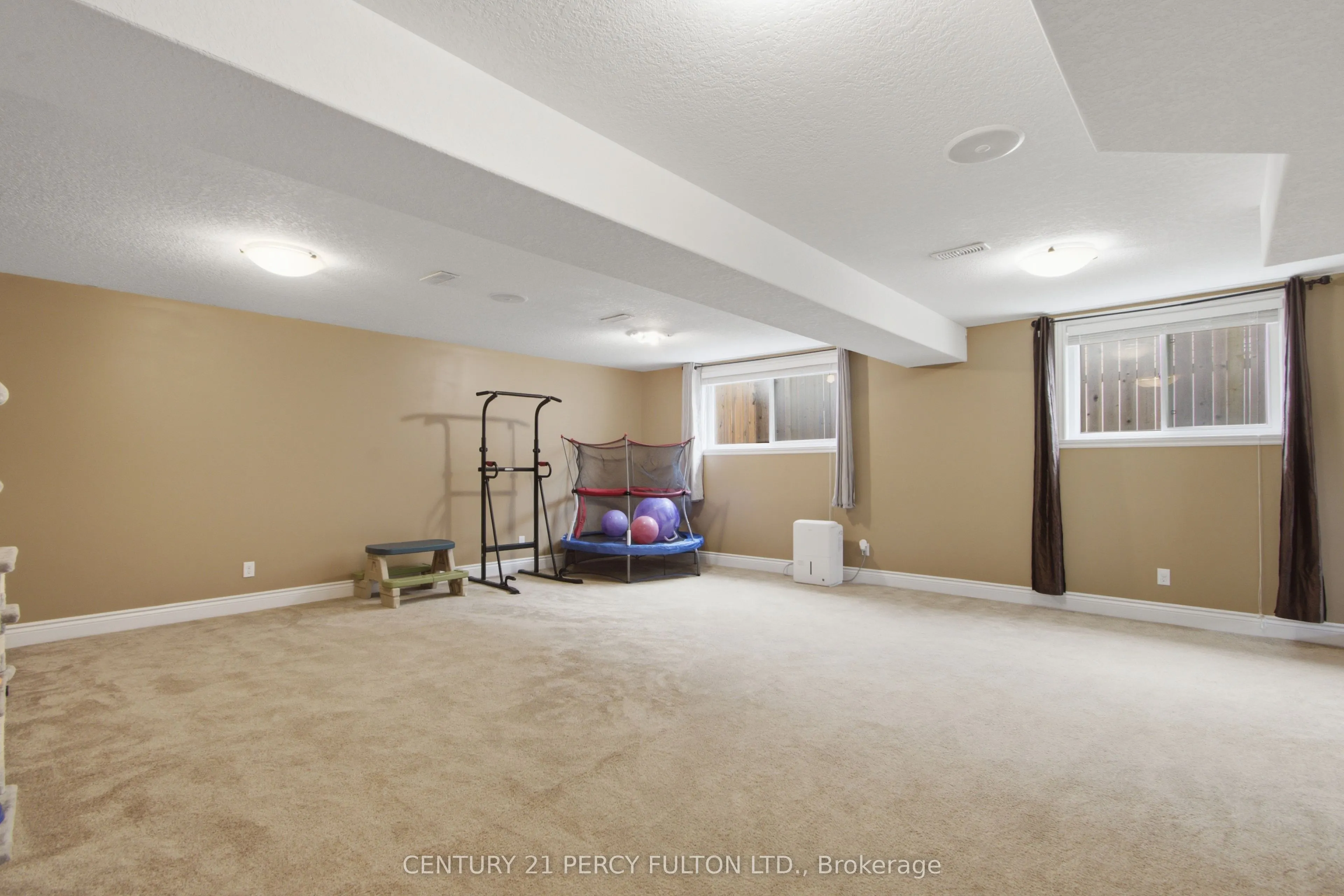 28 Freedom Crescent