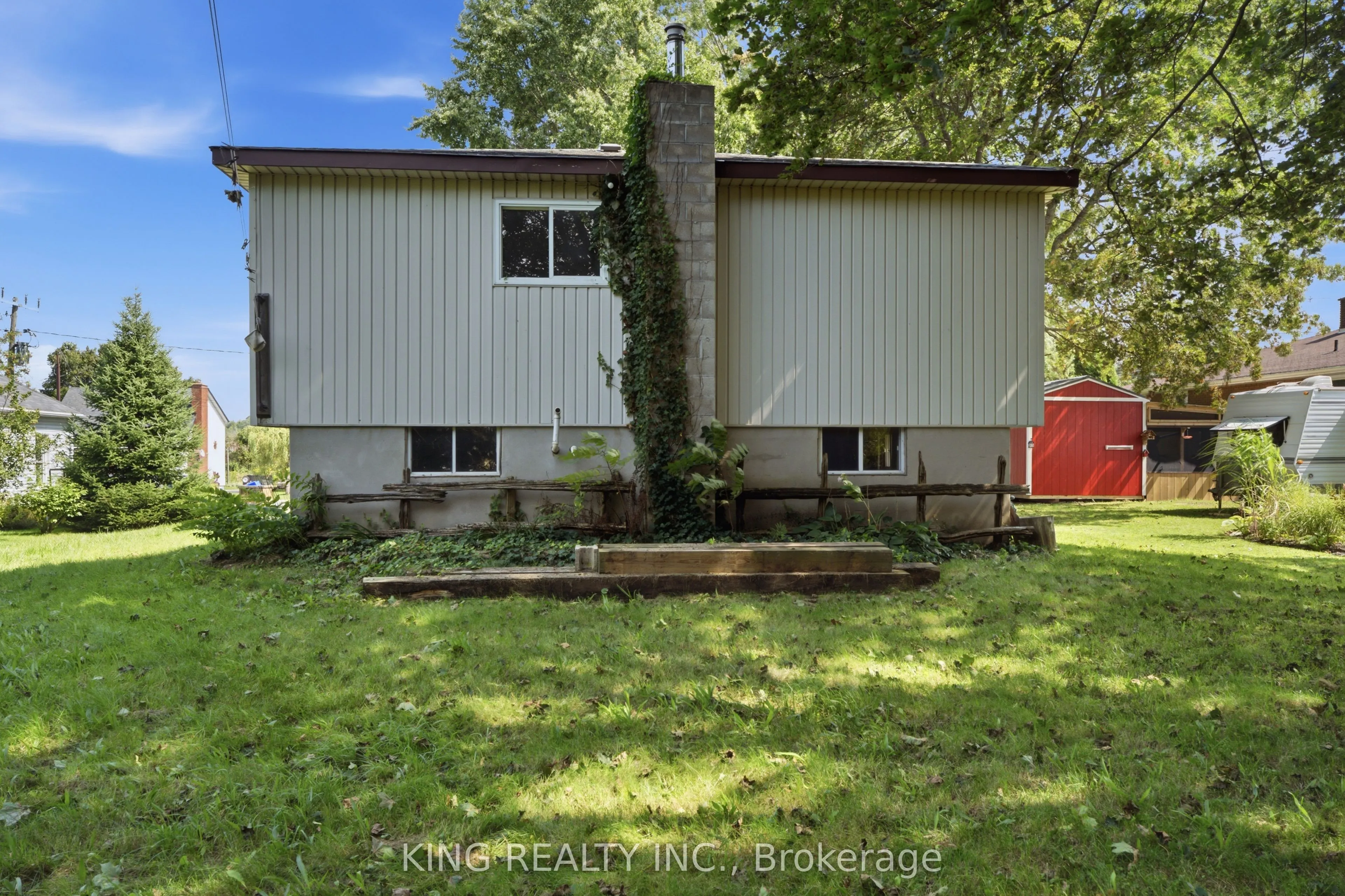 494 Isaac Street
