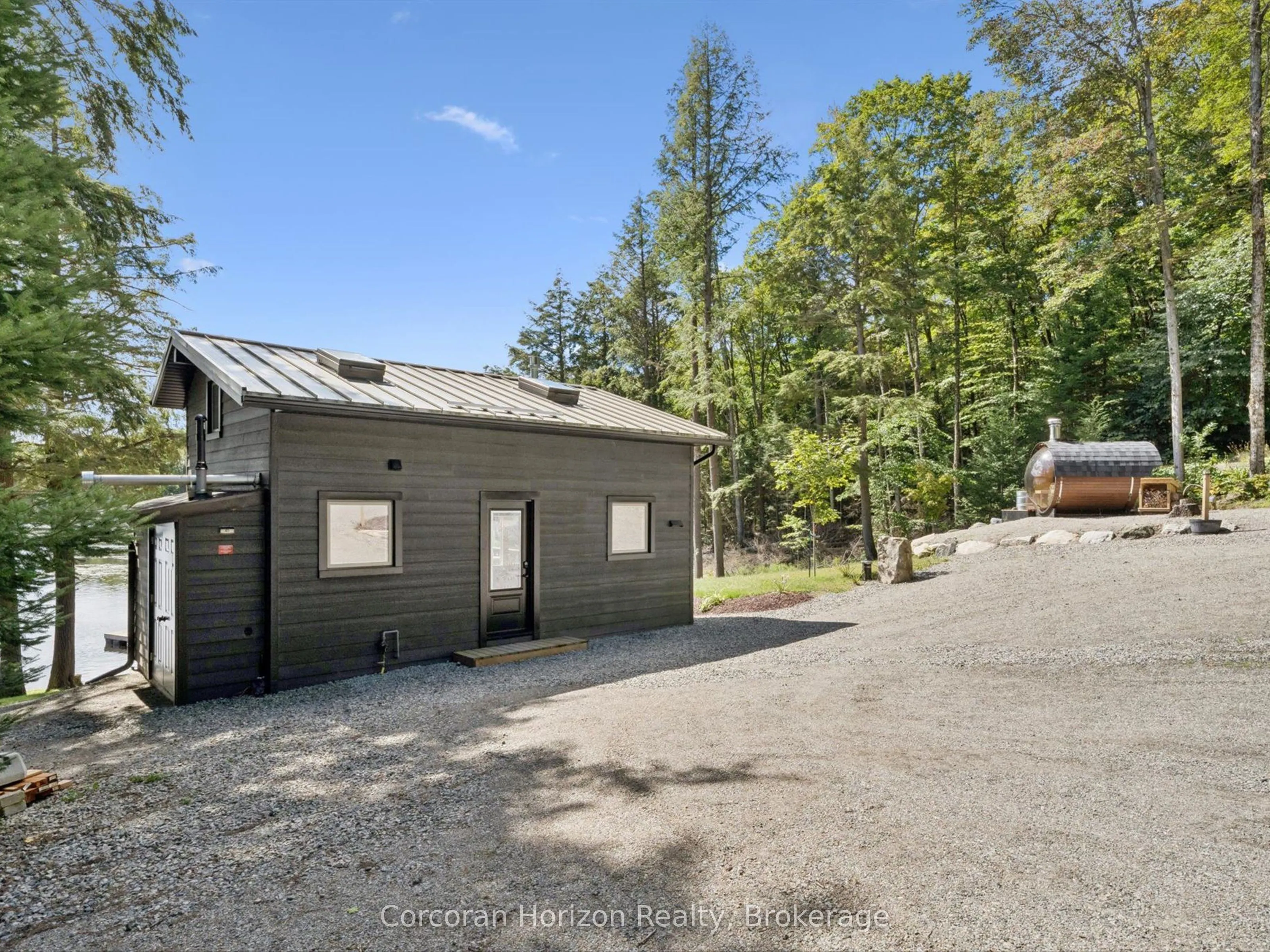 1211 Pluto Trail