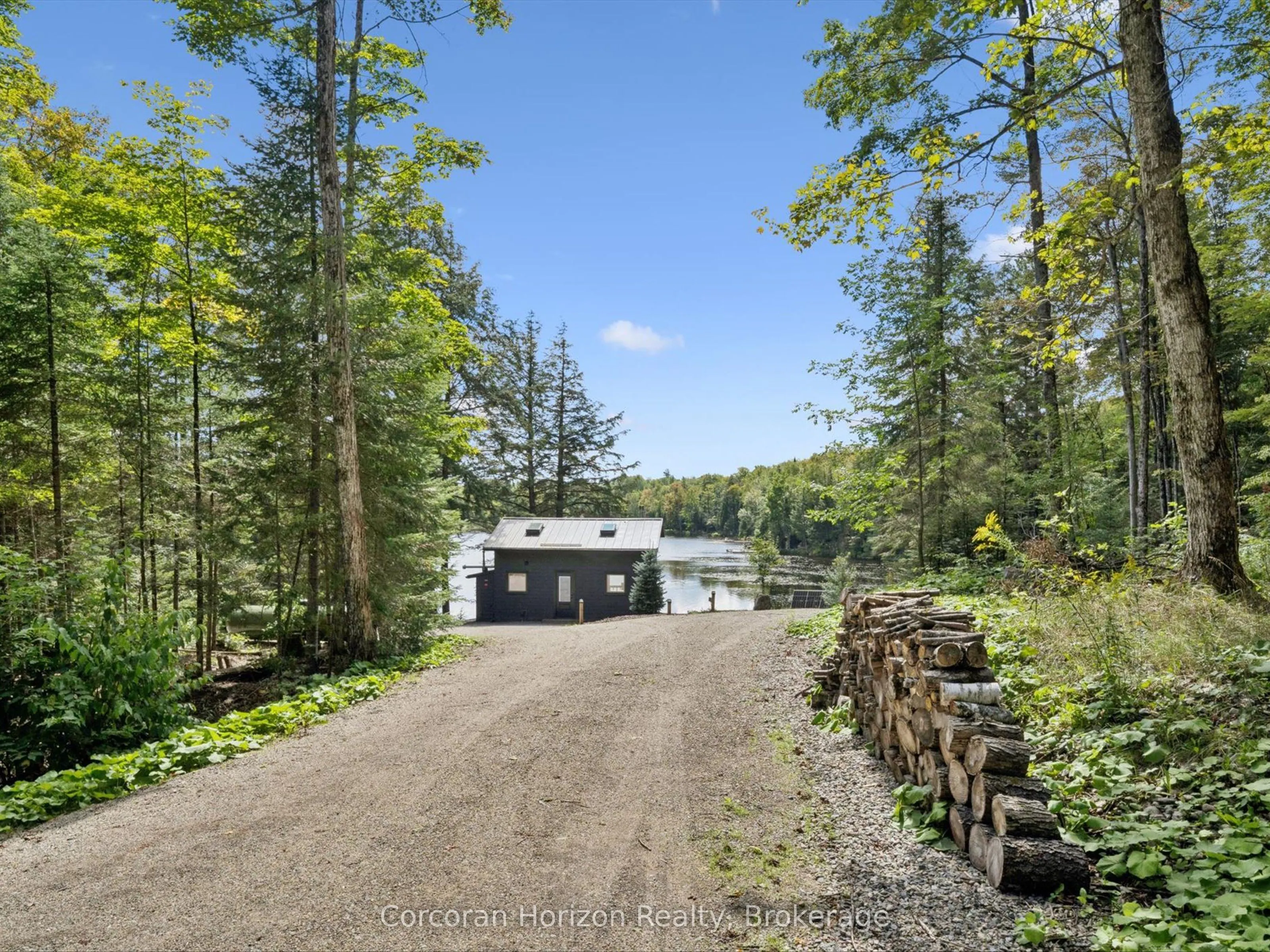 1211 Pluto Trail