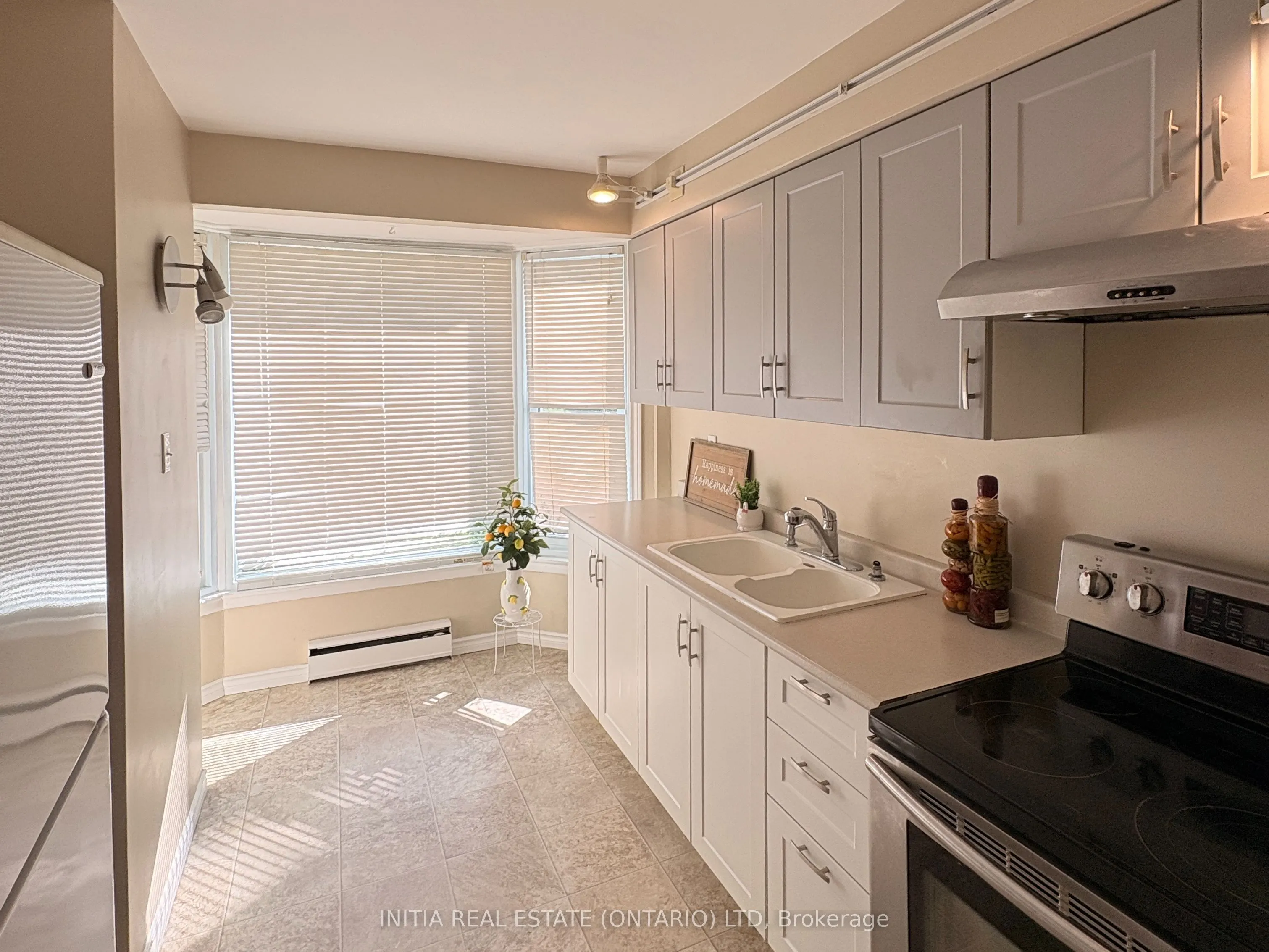 47 Arbour Glen Crescent #27