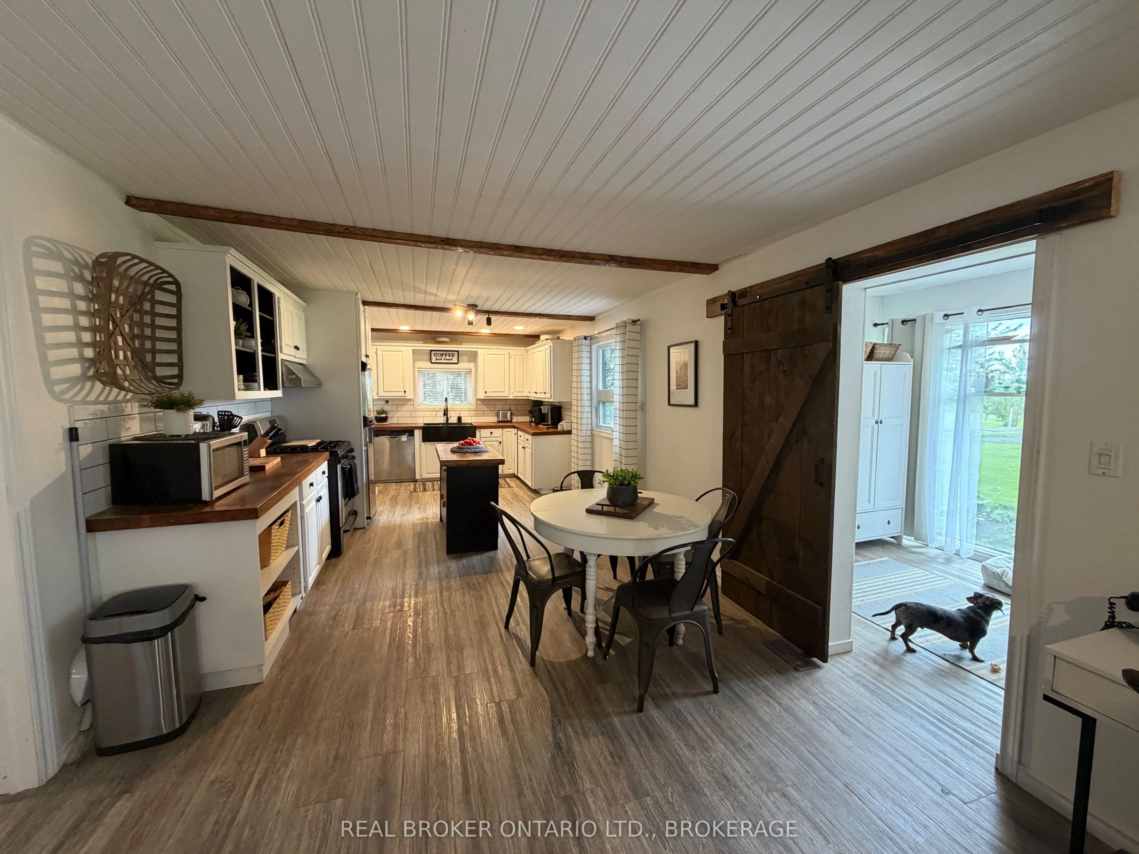 21809 Concession 3 Road