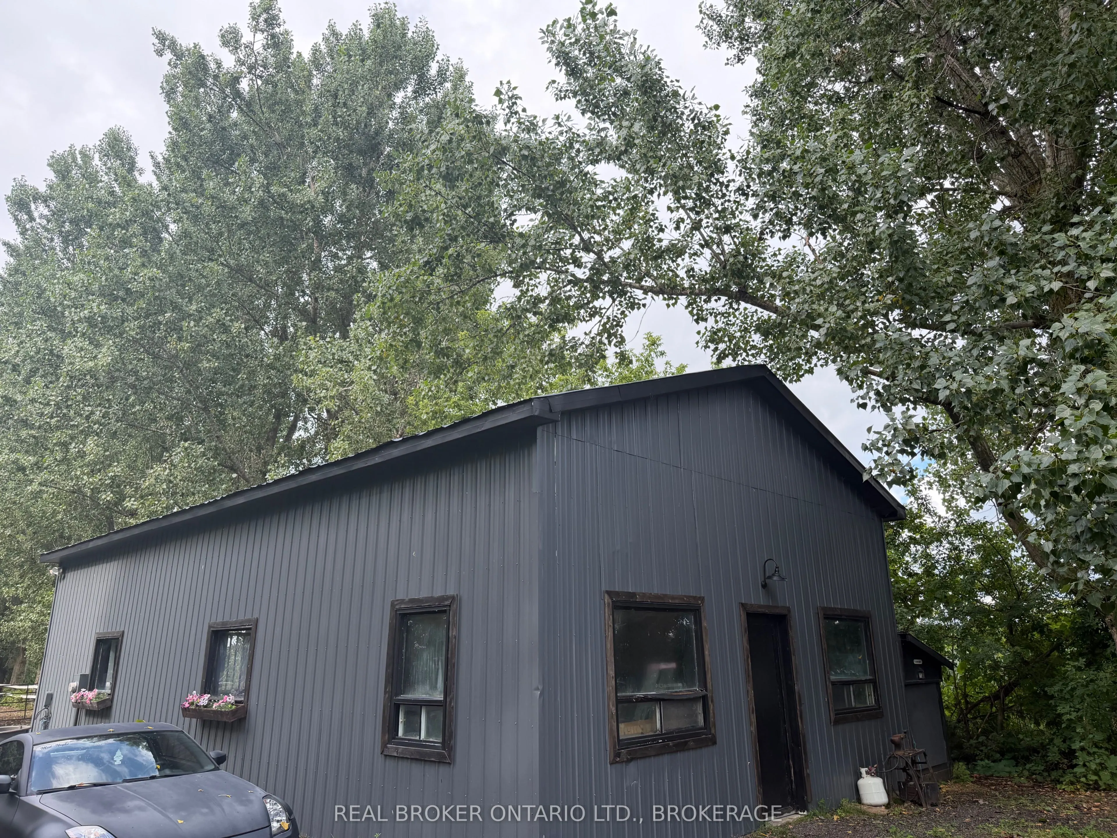21809 Concession 3 Road