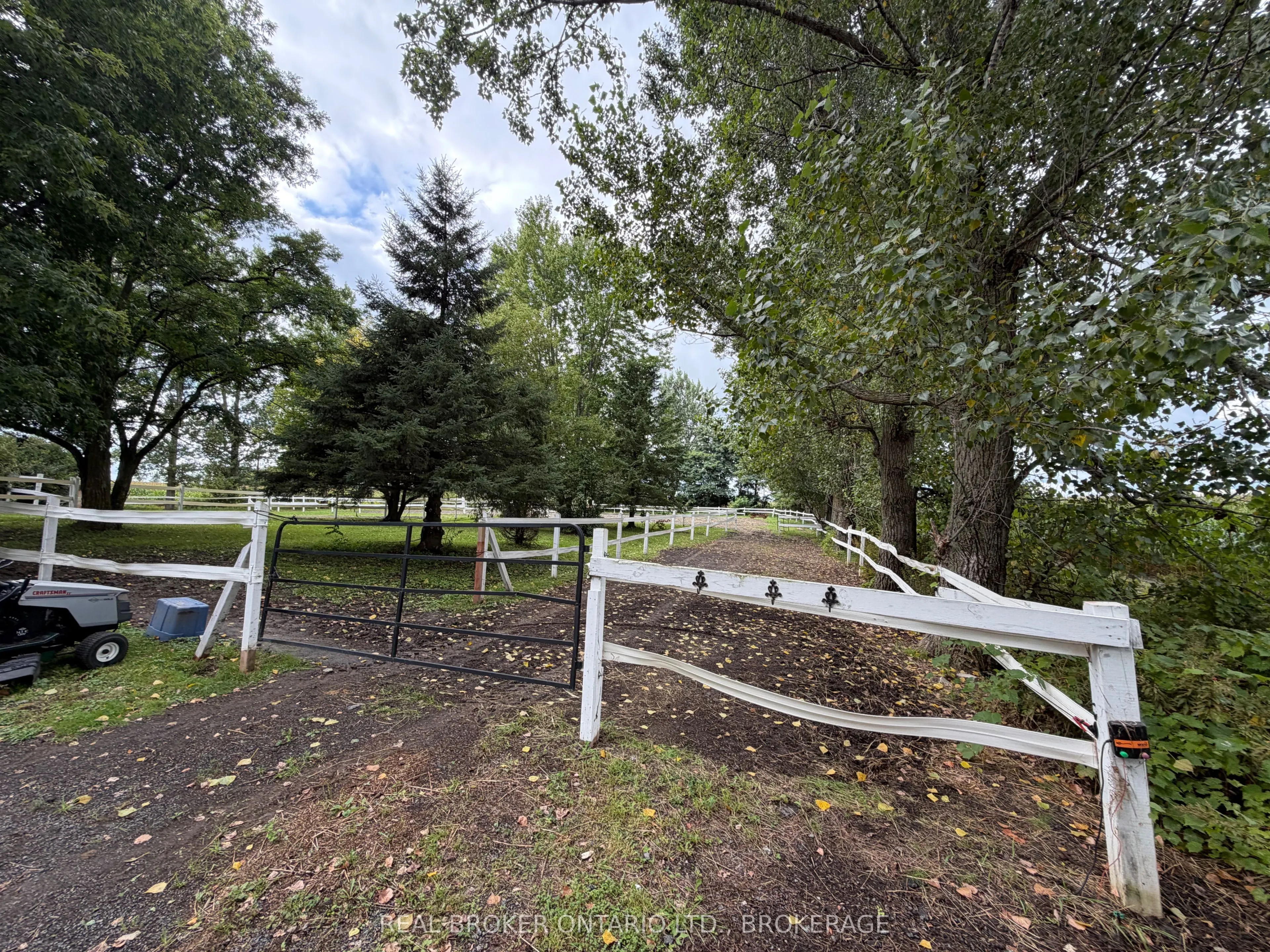 21809 Concession 3 Road