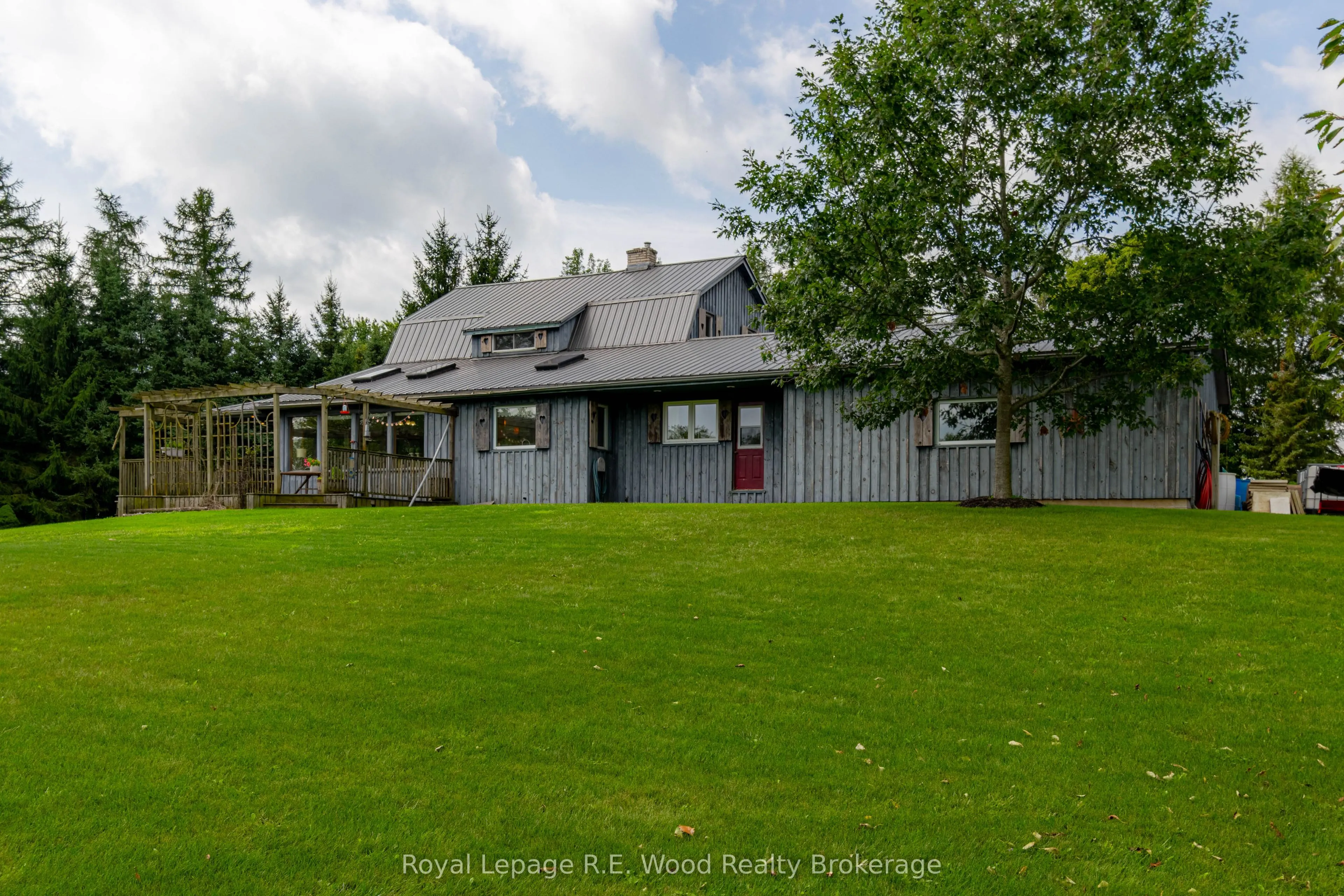 325834 Norwich Road