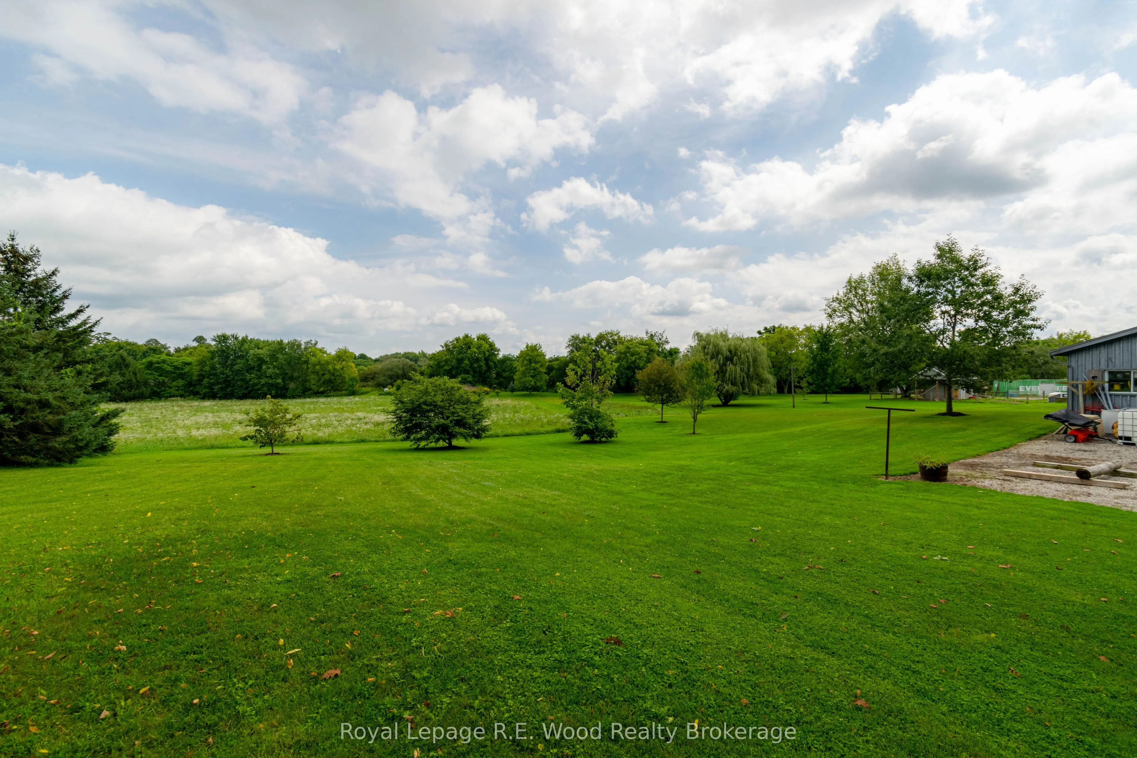 325834 Norwich Road